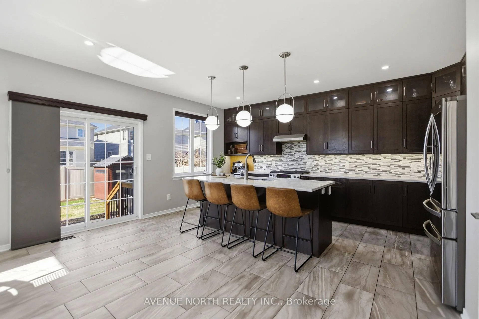 Photo 11 of 514 Pinawa Circle, Ottawa, Barrhaven - Stonebridge — HOMEH