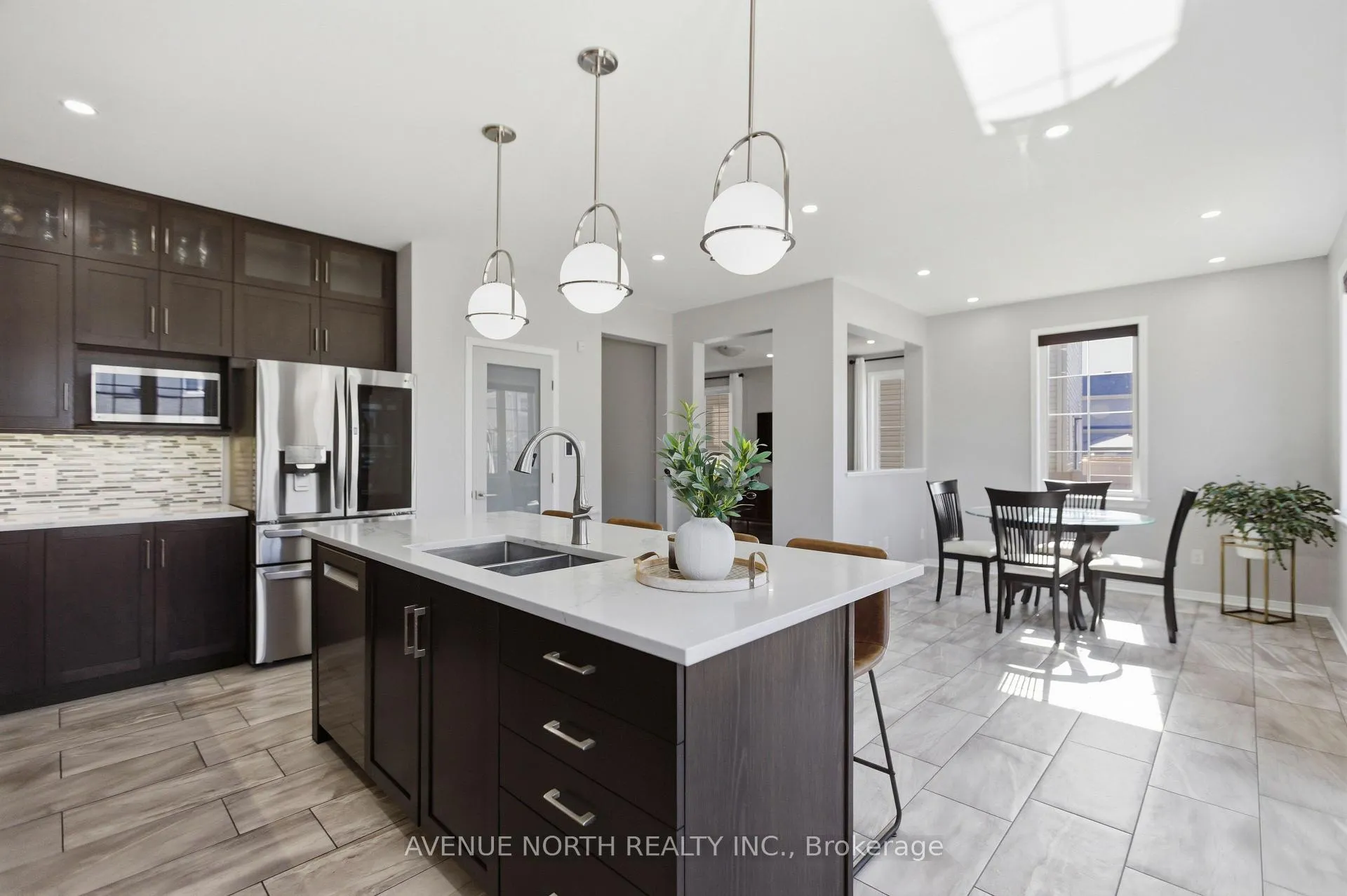 Photo 14 of 514 Pinawa Circle, Ottawa, Barrhaven - Stonebridge — HOMEH