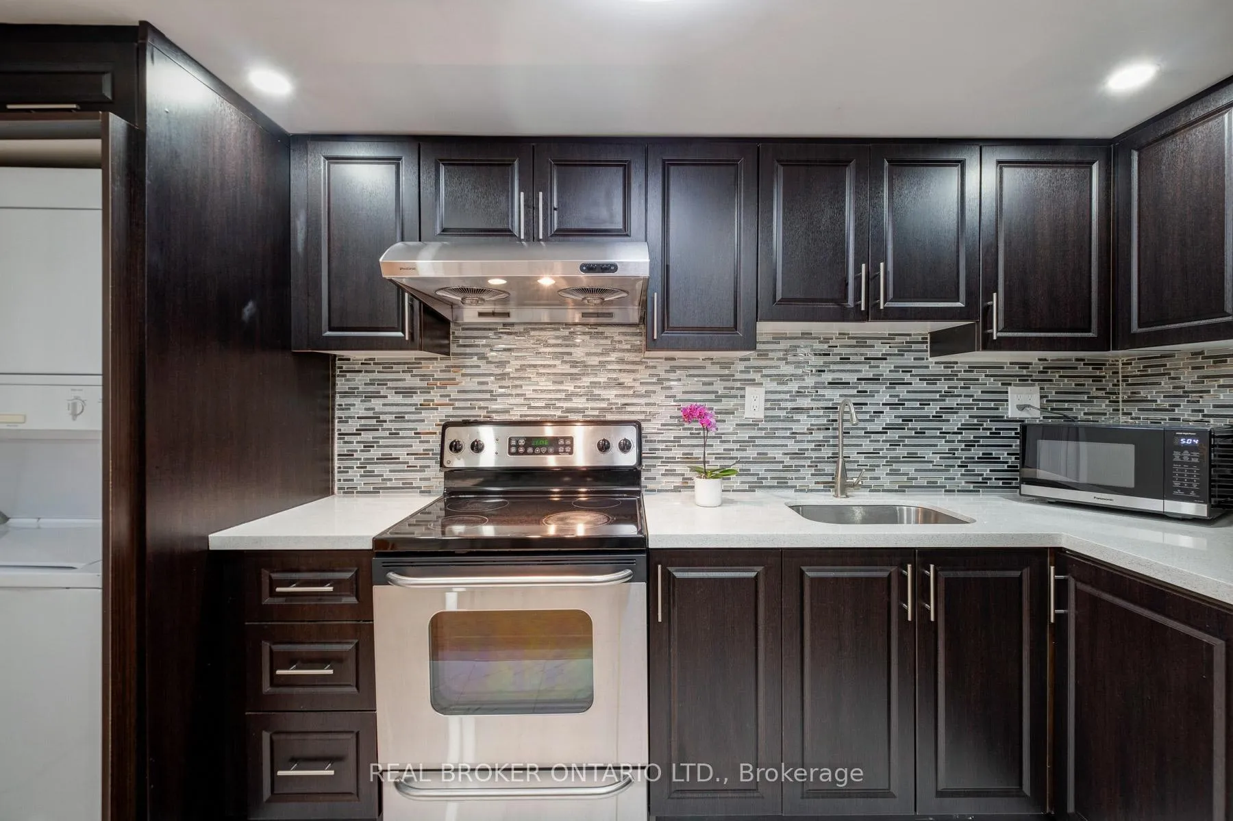 Photo 11 of Unit Bsmt, 25 Charnwood Place, Markham, Aileen-Willowbrook — HOMEH