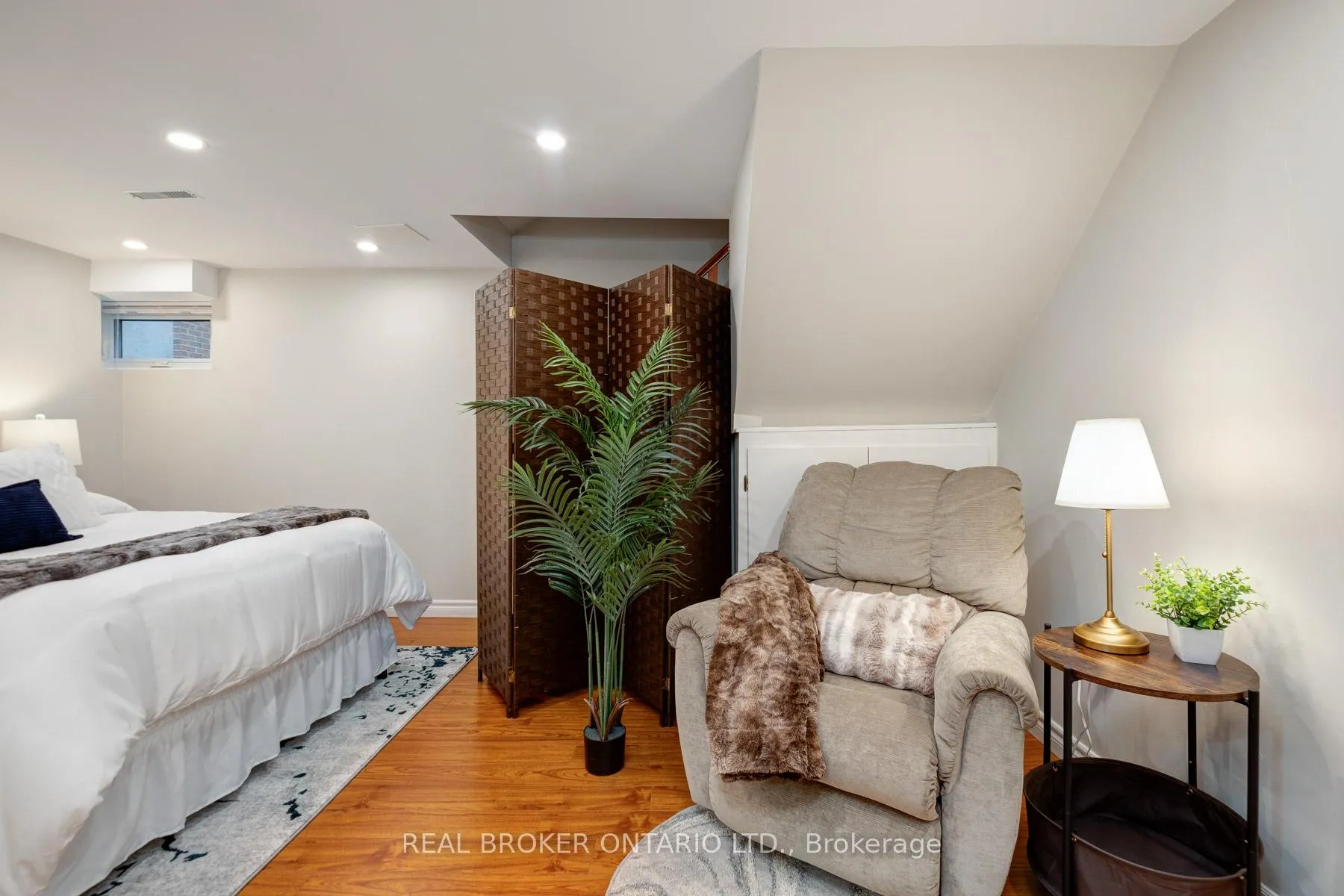 Photo 17 of Unit Bsmt, 25 Charnwood Place, Markham, Aileen-Willowbrook — HOMEH