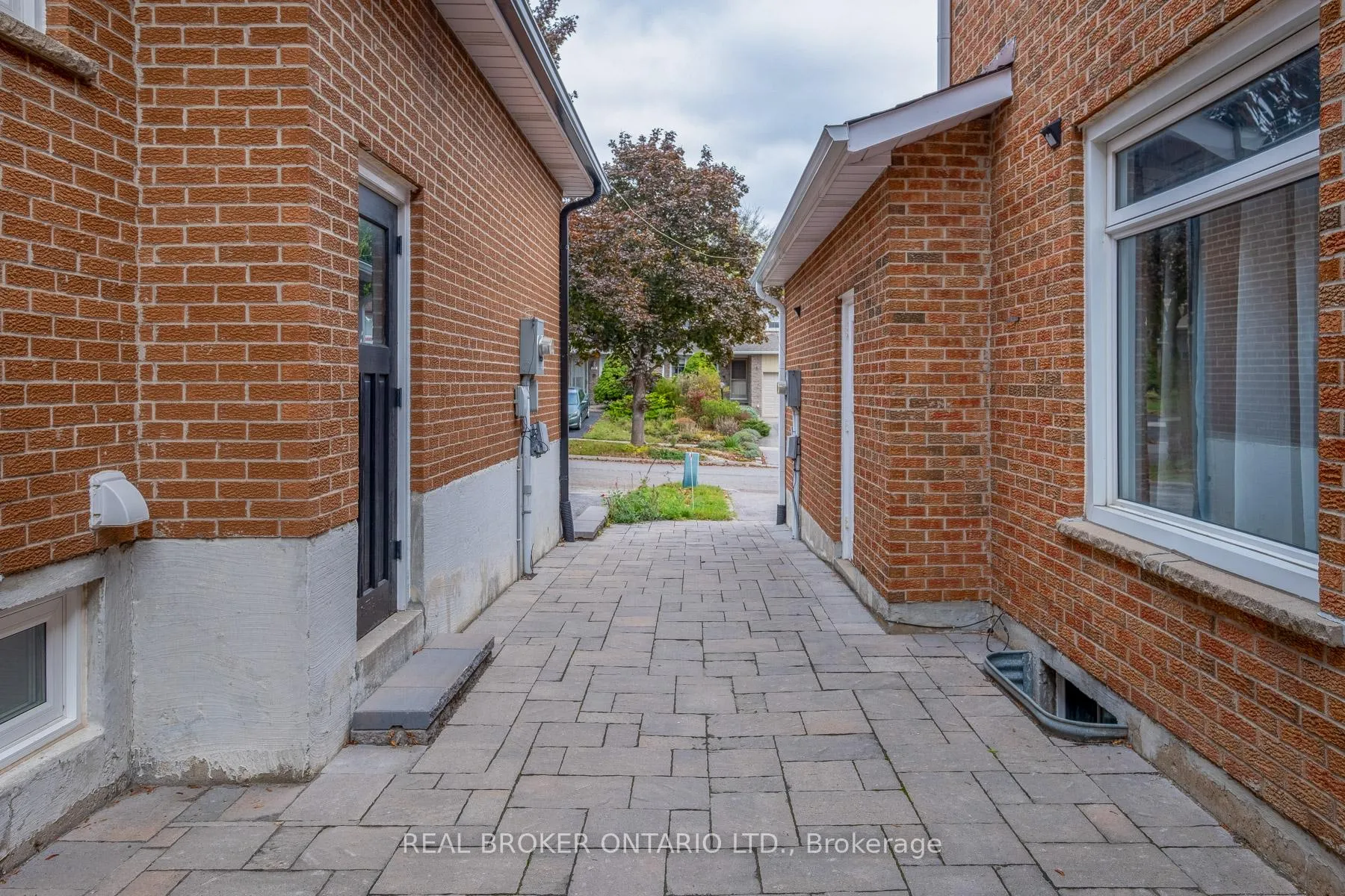 Photo 22 of Unit Bsmt, 25 Charnwood Place, Markham, Aileen-Willowbrook — HOMEH