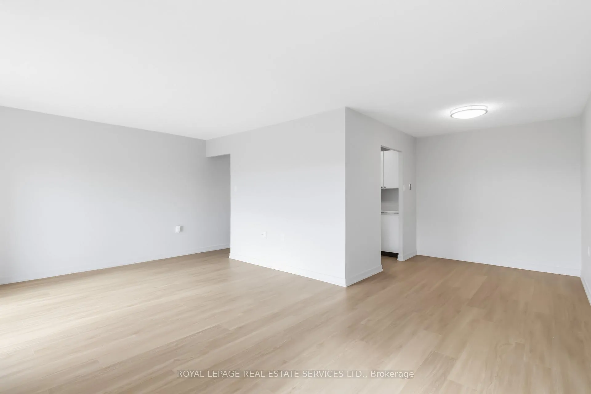 Photo 5 of Unit 1008, 82 Millside Drive, Milton, Old Milton — HOMEH