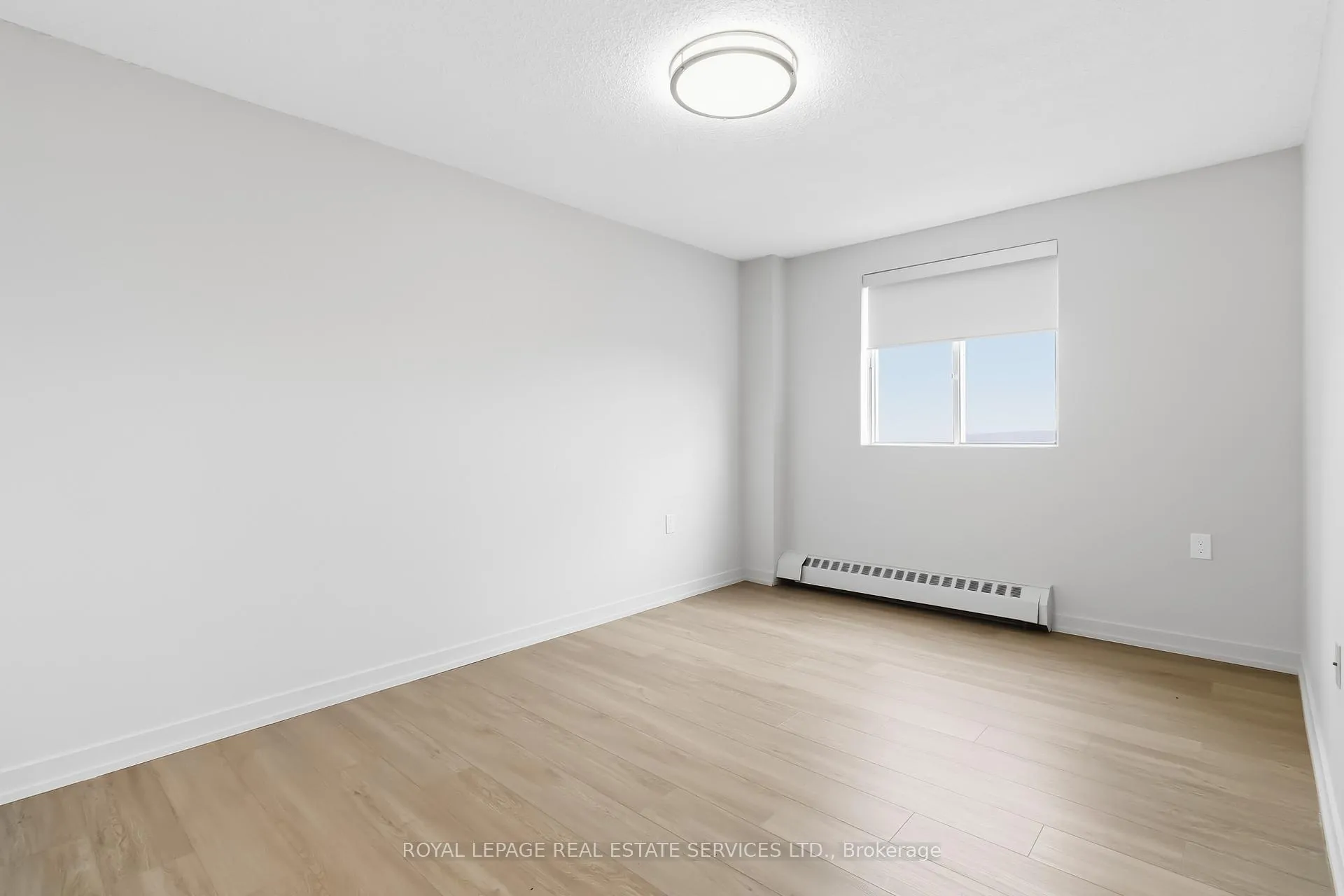 Photo 11 of Unit 1008, 82 Millside Drive, Milton, Old Milton — HOMEH