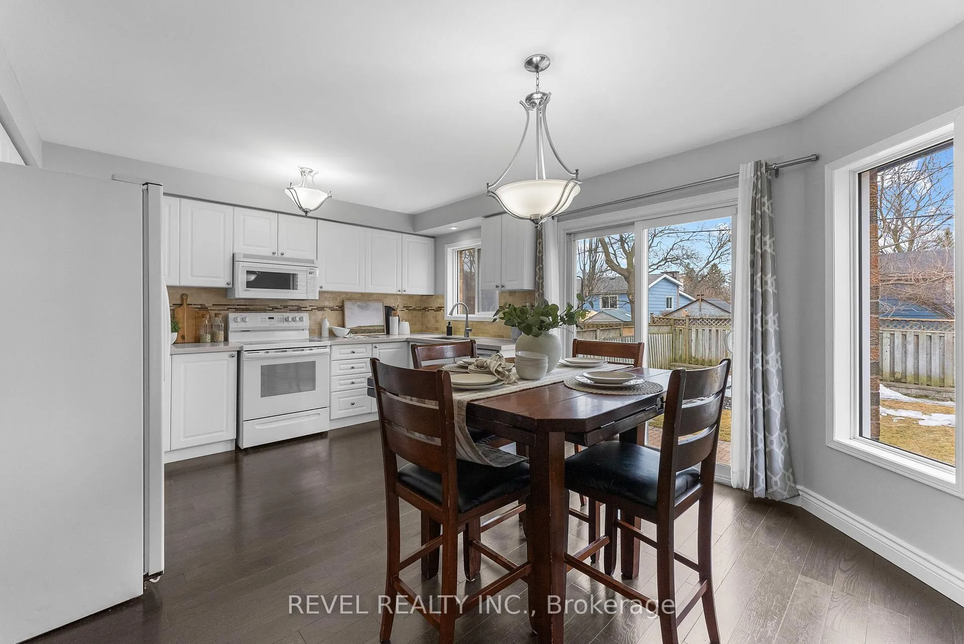 Photo 12 of 1211 Monica Cook Place, Pickering, Bay Ridges — HOMEH