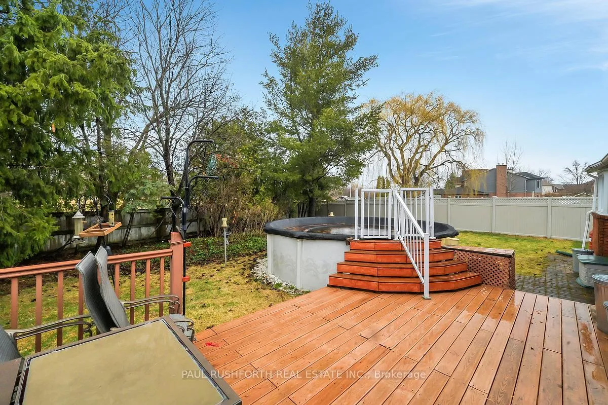 Photo 35 of 62 Topley Crescent, Ottawa, Hunt Club Park — HOMEH