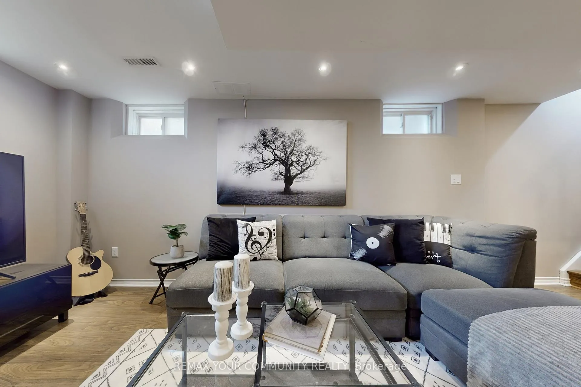 Photo 29 of 139 Ascalon Drive, Vaughan, Patterson — HOMEH