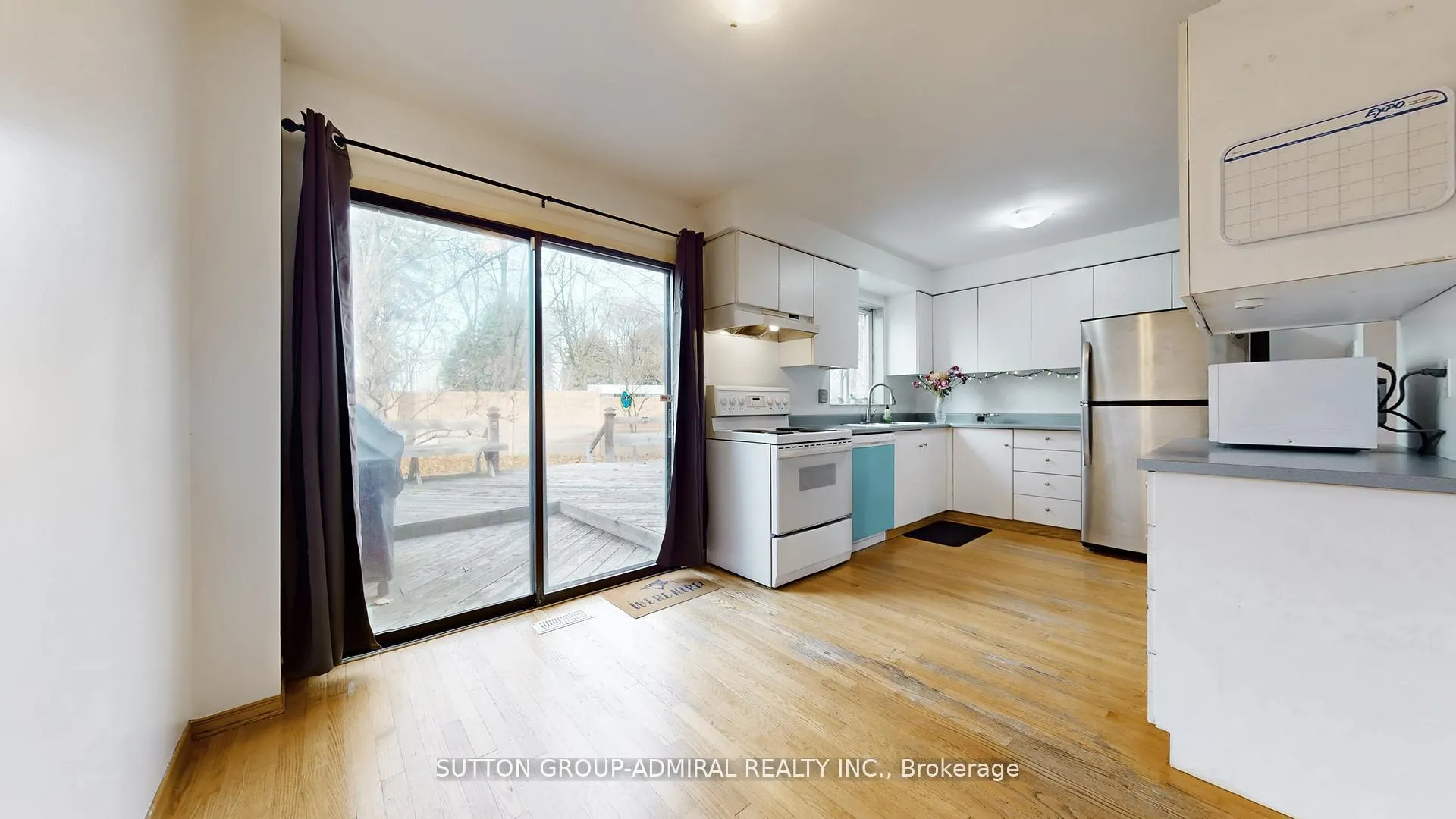 Photo 10 of 93 Patrice Crescent, Vaughan, Crestwood-Springfarm-Yorkhill — HOMEH