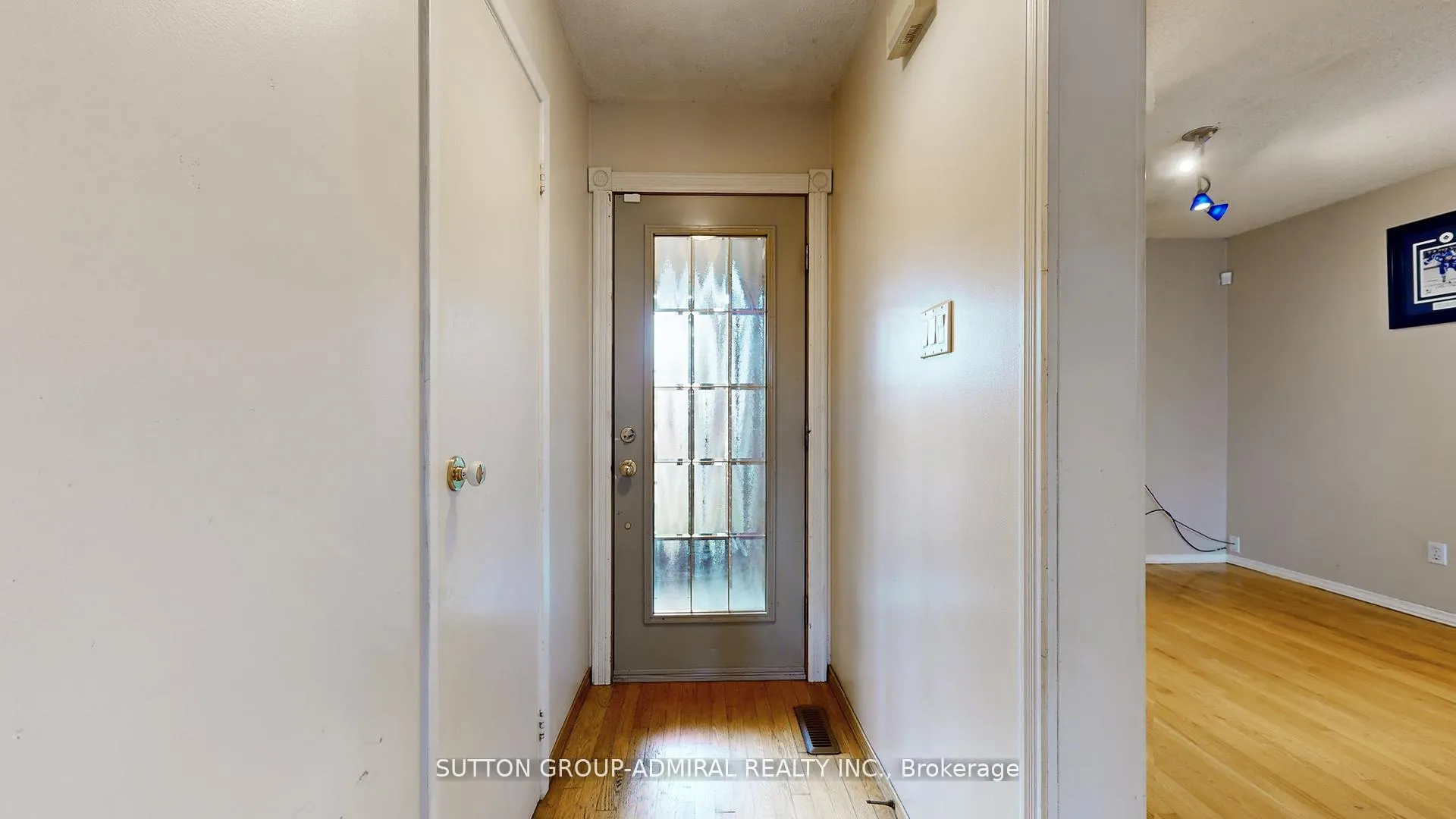 Photo 12 of 93 Patrice Crescent, Vaughan, Crestwood-Springfarm-Yorkhill — HOMEH