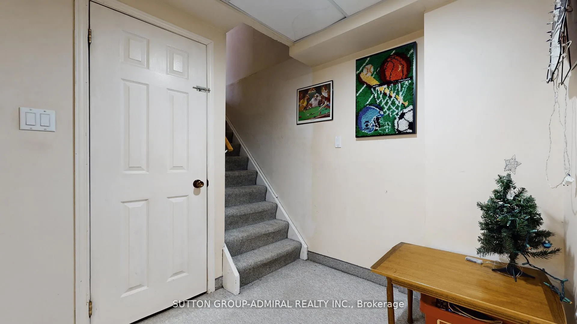 Photo 20 of 93 Patrice Crescent, Vaughan, Crestwood-Springfarm-Yorkhill — HOMEH