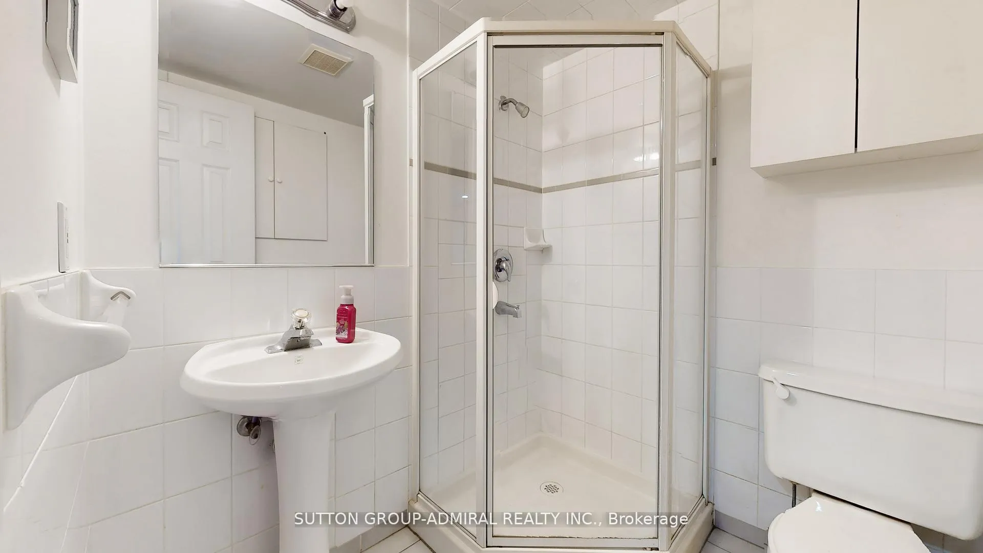 Photo 23 of 93 Patrice Crescent, Vaughan, Crestwood-Springfarm-Yorkhill — HOMEH