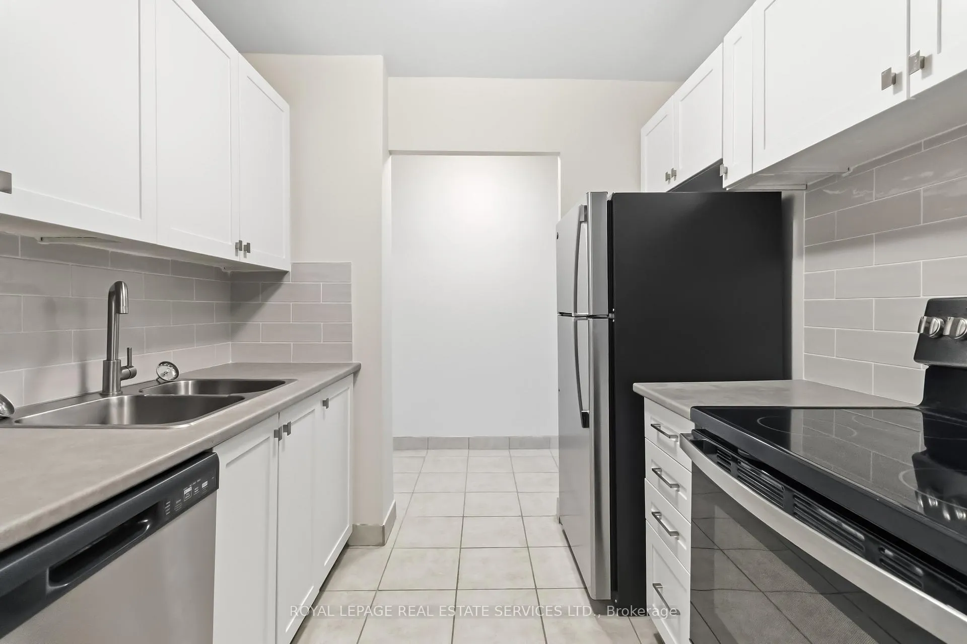 Photo 7 of Unit 406, 82 Millside Drive, Milton, Old Milton — HOMEH
