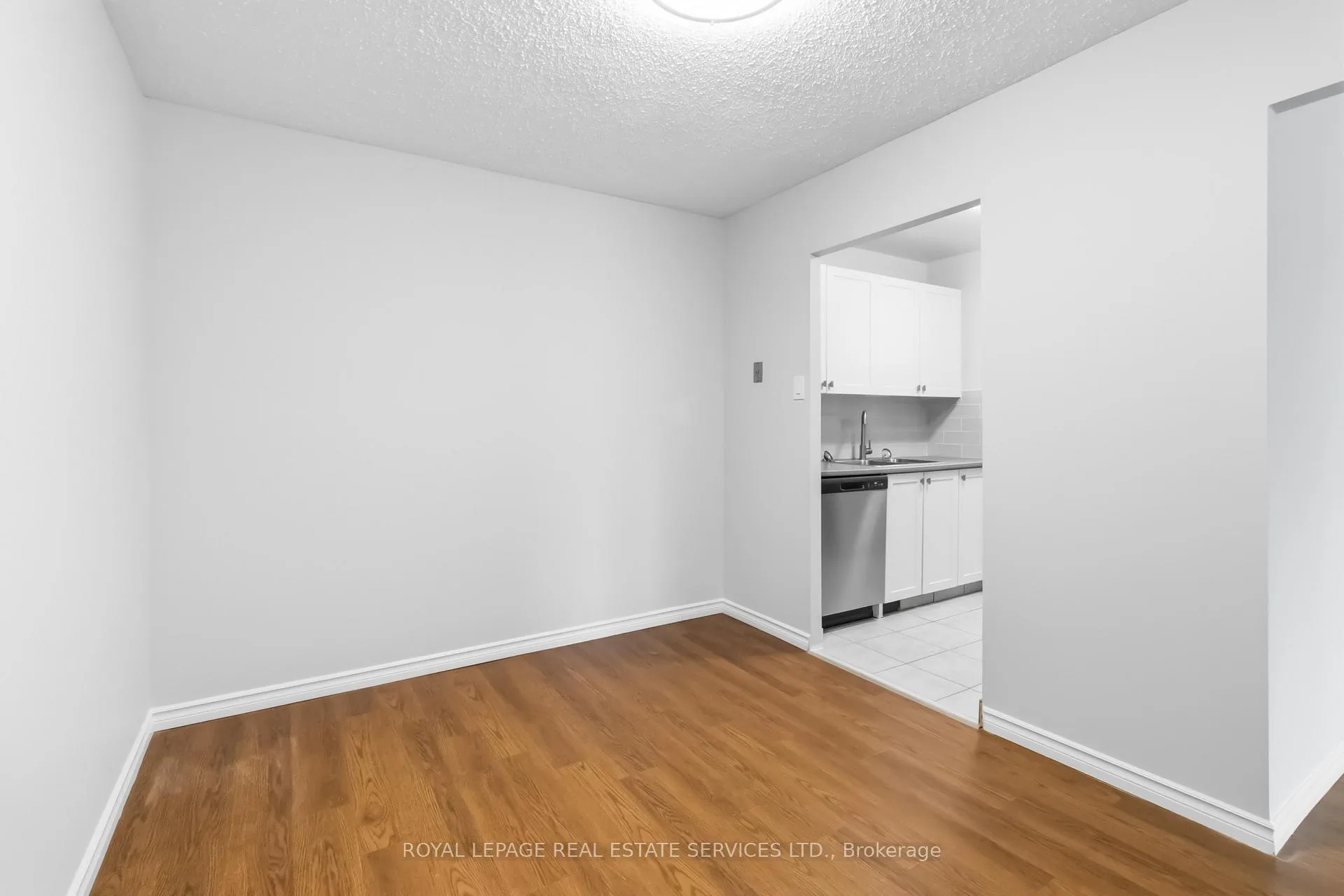 Photo 8 of Unit 406, 82 Millside Drive, Milton, Old Milton — HOMEH