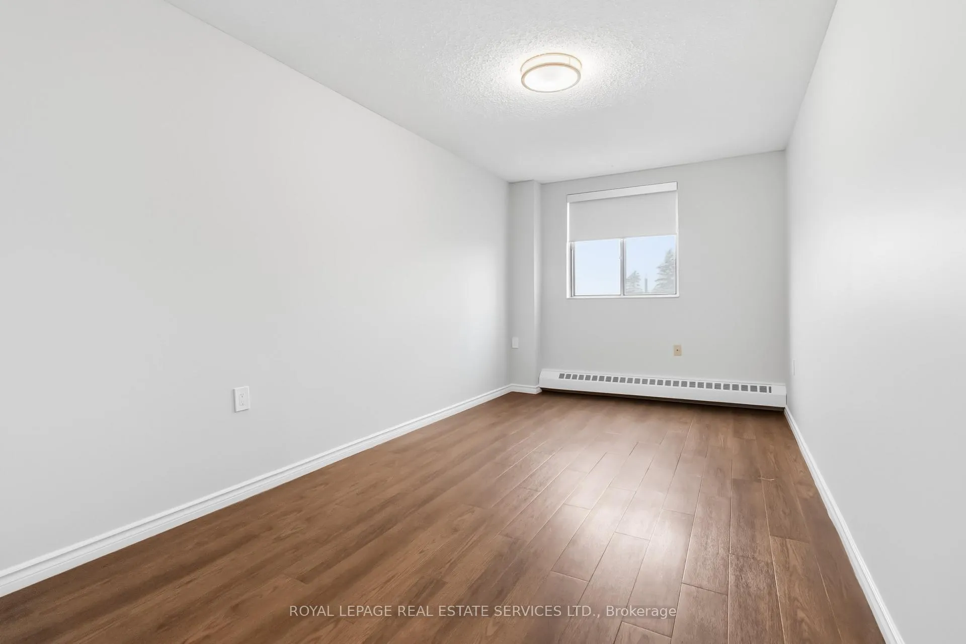 Photo 11 of Unit 406, 82 Millside Drive, Milton, Old Milton — HOMEH
