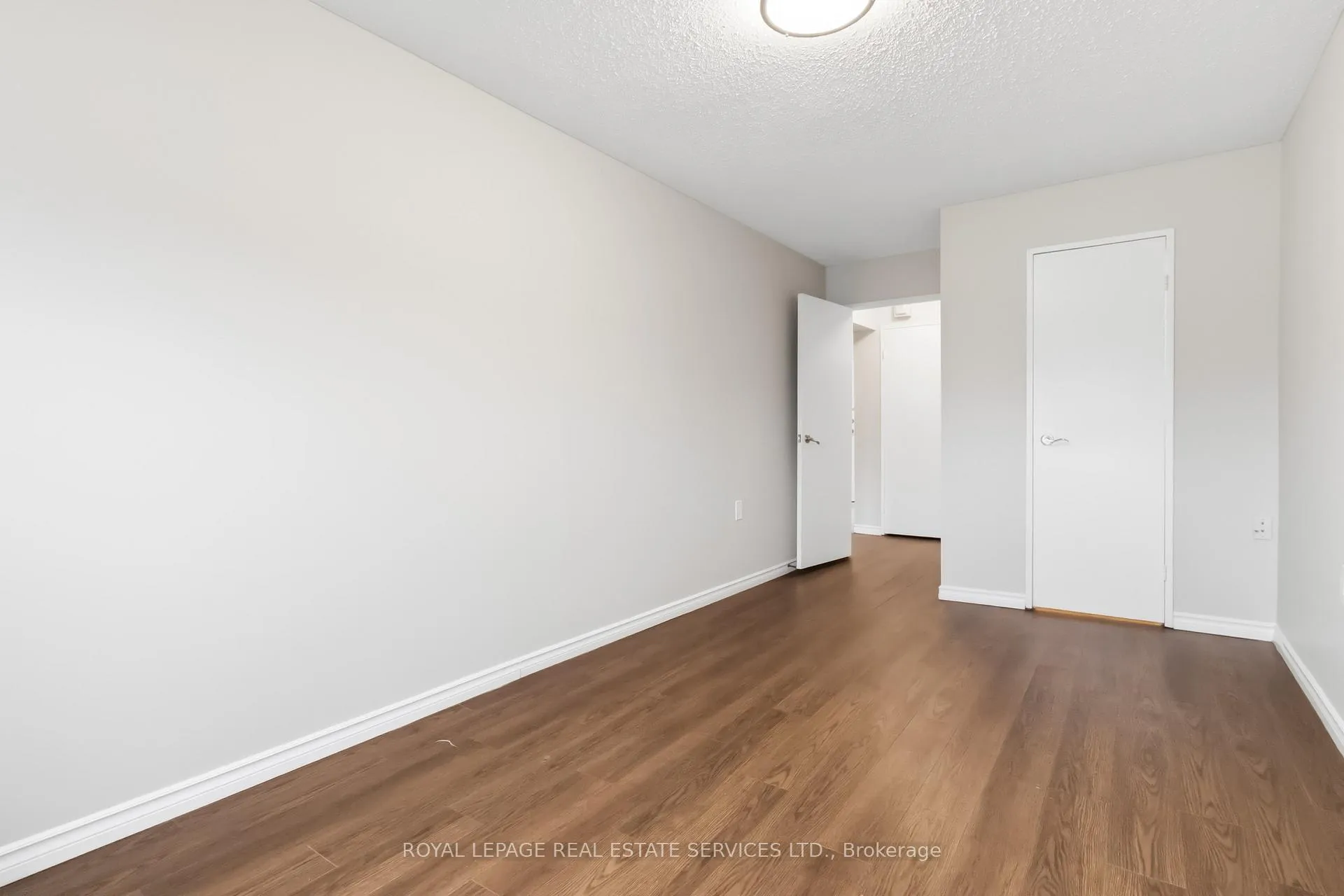 Photo 12 of Unit 406, 82 Millside Drive, Milton, Old Milton — HOMEH
