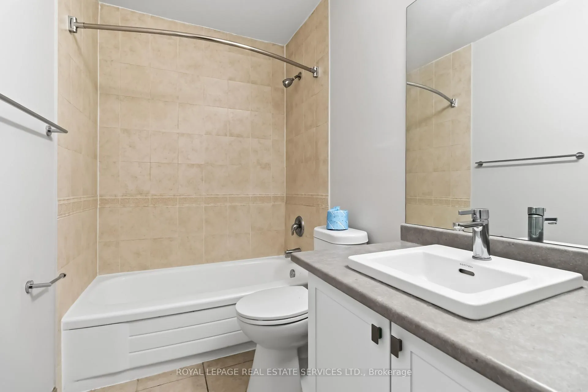 Photo 14 of Unit 406, 82 Millside Drive, Milton, Old Milton — HOMEH