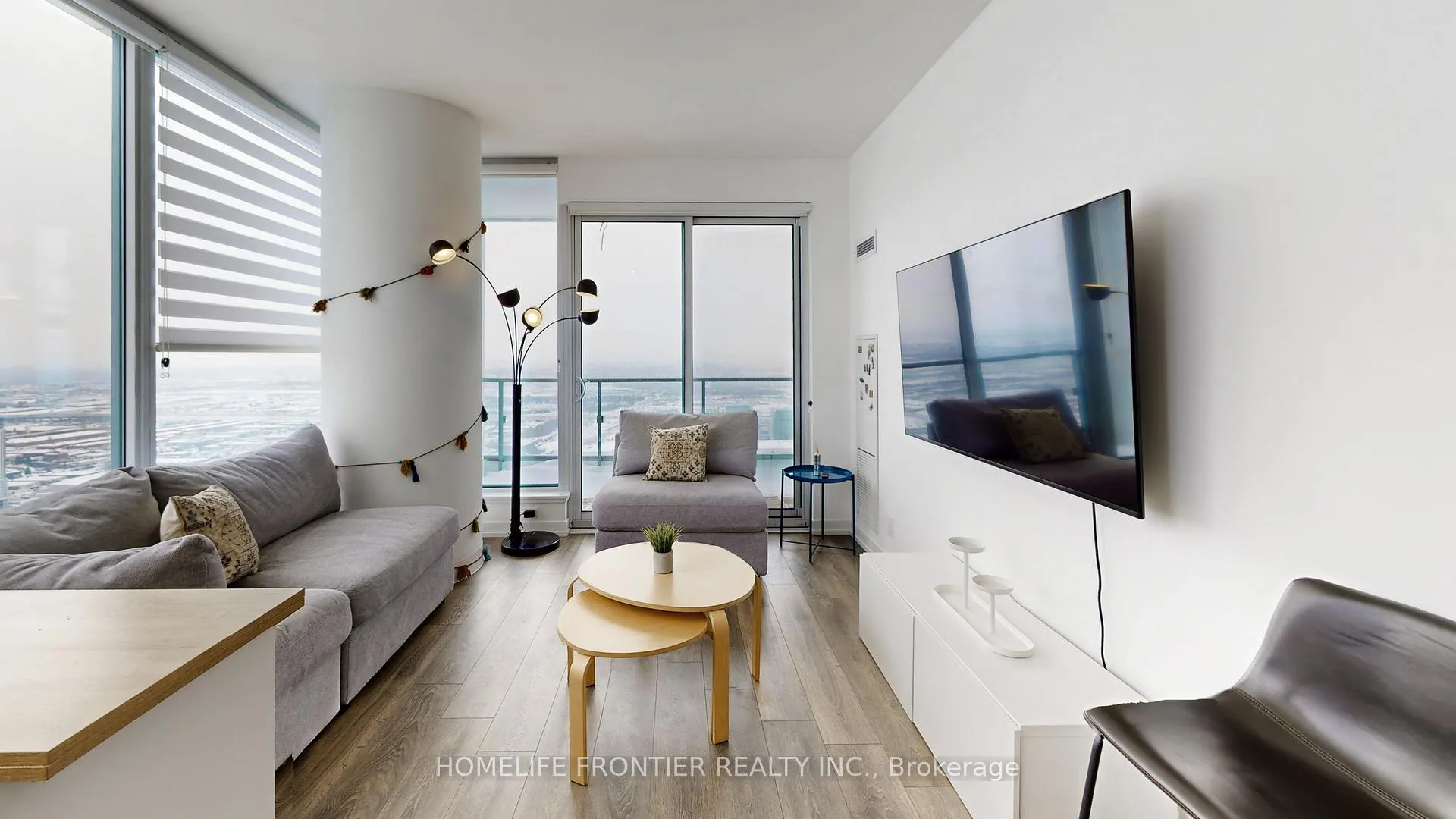 Photo 3 of Unit 5503, 898 Portage Parkway, Vaughan, Vaughan Corporate Centre — HOMEH