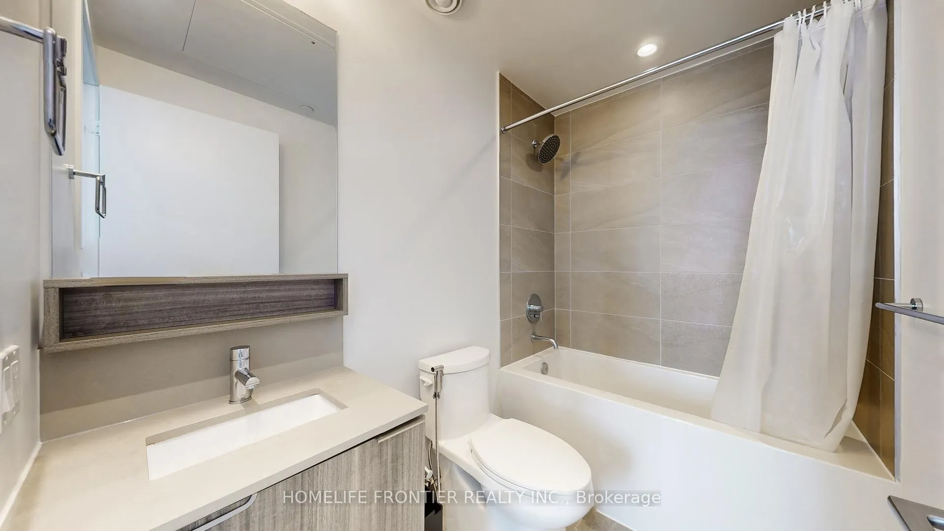 Photo 11 of Unit 5503, 898 Portage Parkway, Vaughan, Vaughan Corporate Centre — HOMEH
