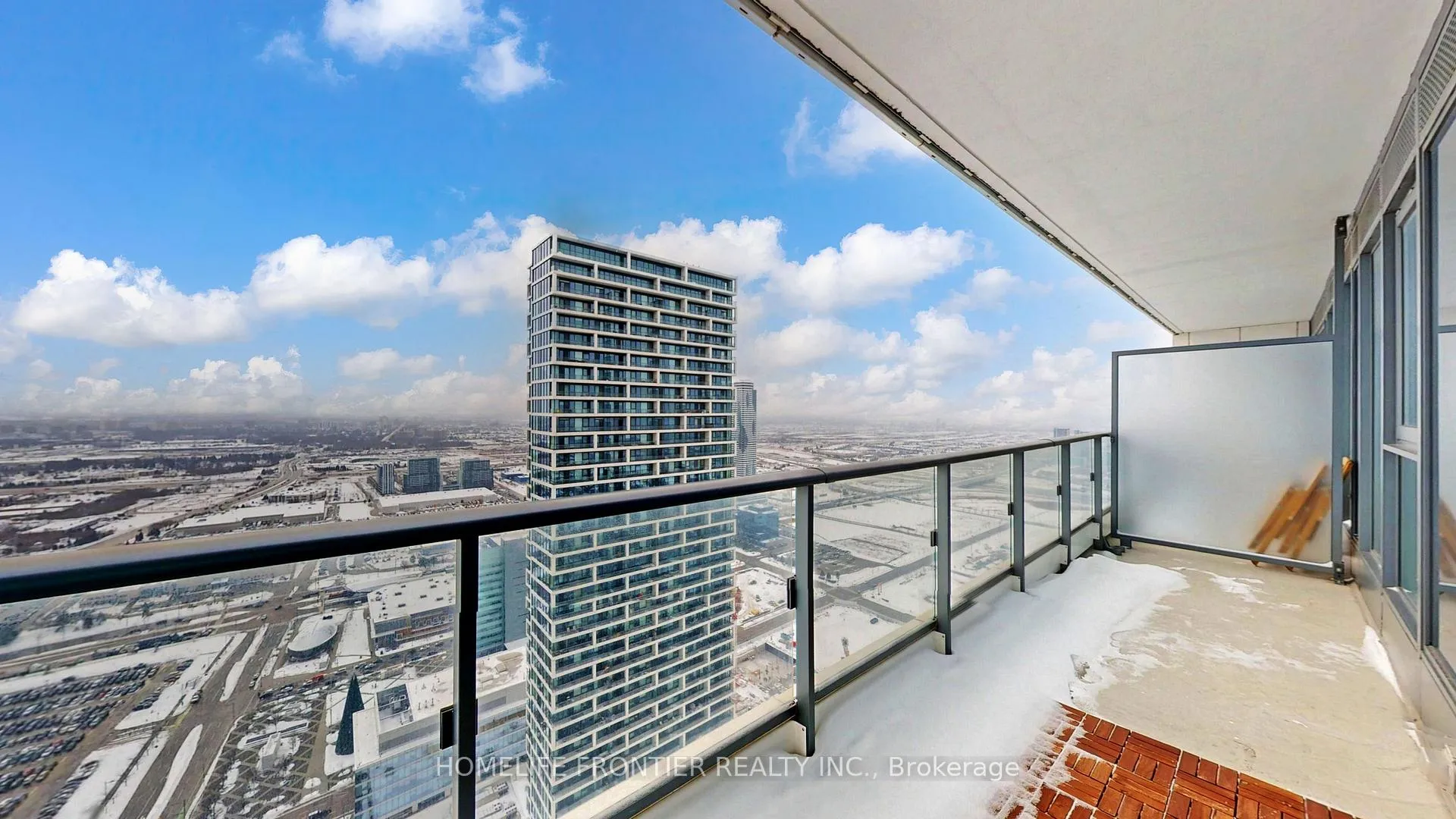 Photo 15 of Unit 5503, 898 Portage Parkway, Vaughan, Vaughan Corporate Centre — HOMEH