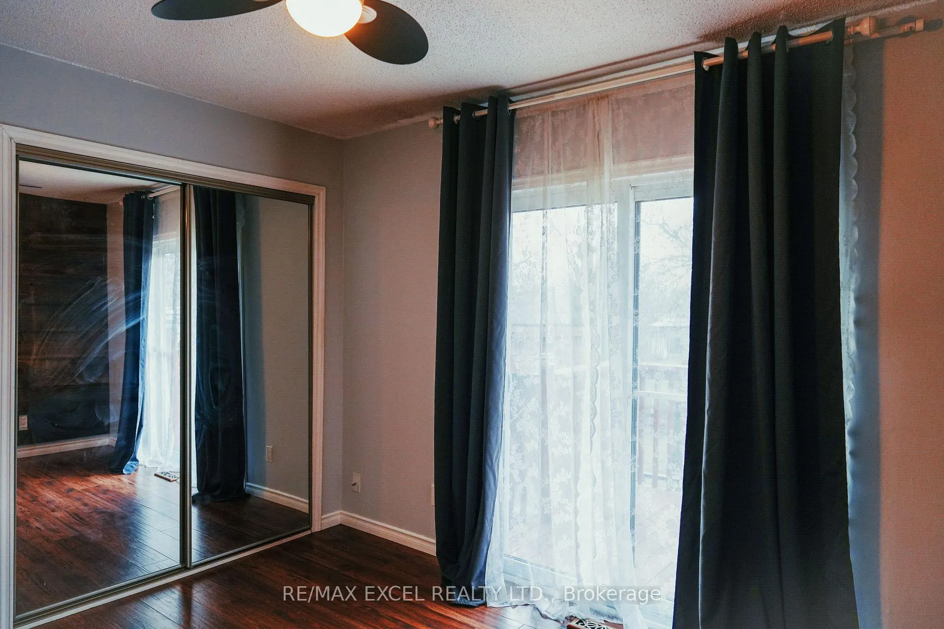 Photo 14 of 8061 Paddock Trail Drive, Niagara Falls, Ascot — HOMEH