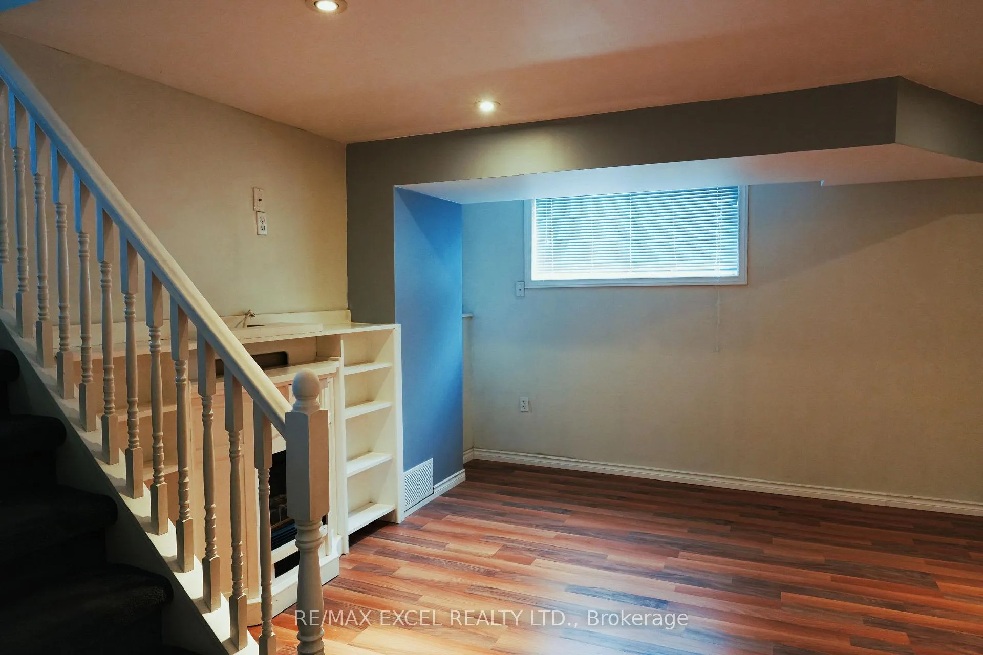 Photo 19 of 8061 Paddock Trail Drive, Niagara Falls, Ascot — HOMEH