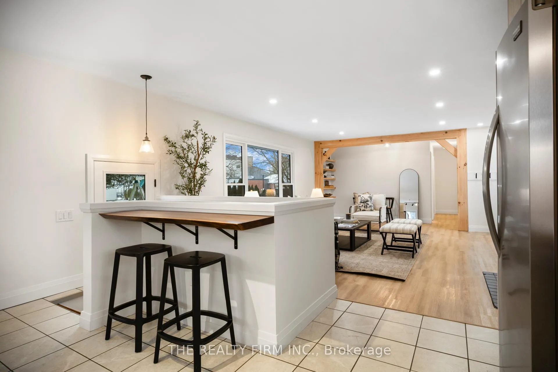 Photo 20 of 179 Valleyview Drive, Middlesex Centre, Komoka — HOMEH