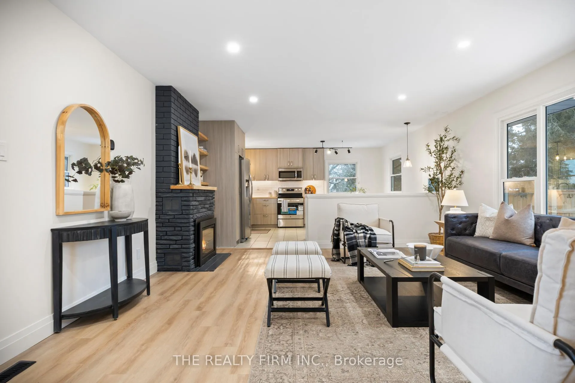 Photo 22 of 179 Valleyview Drive, Middlesex Centre, Komoka — HOMEH