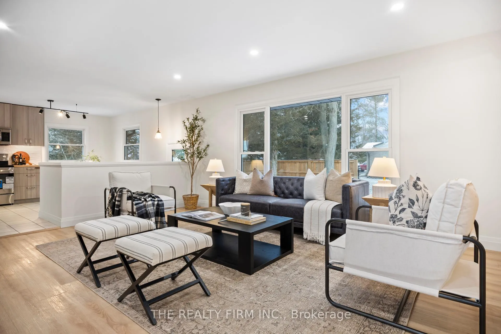 Photo 23 of 179 Valleyview Drive, Middlesex Centre, Komoka — HOMEH