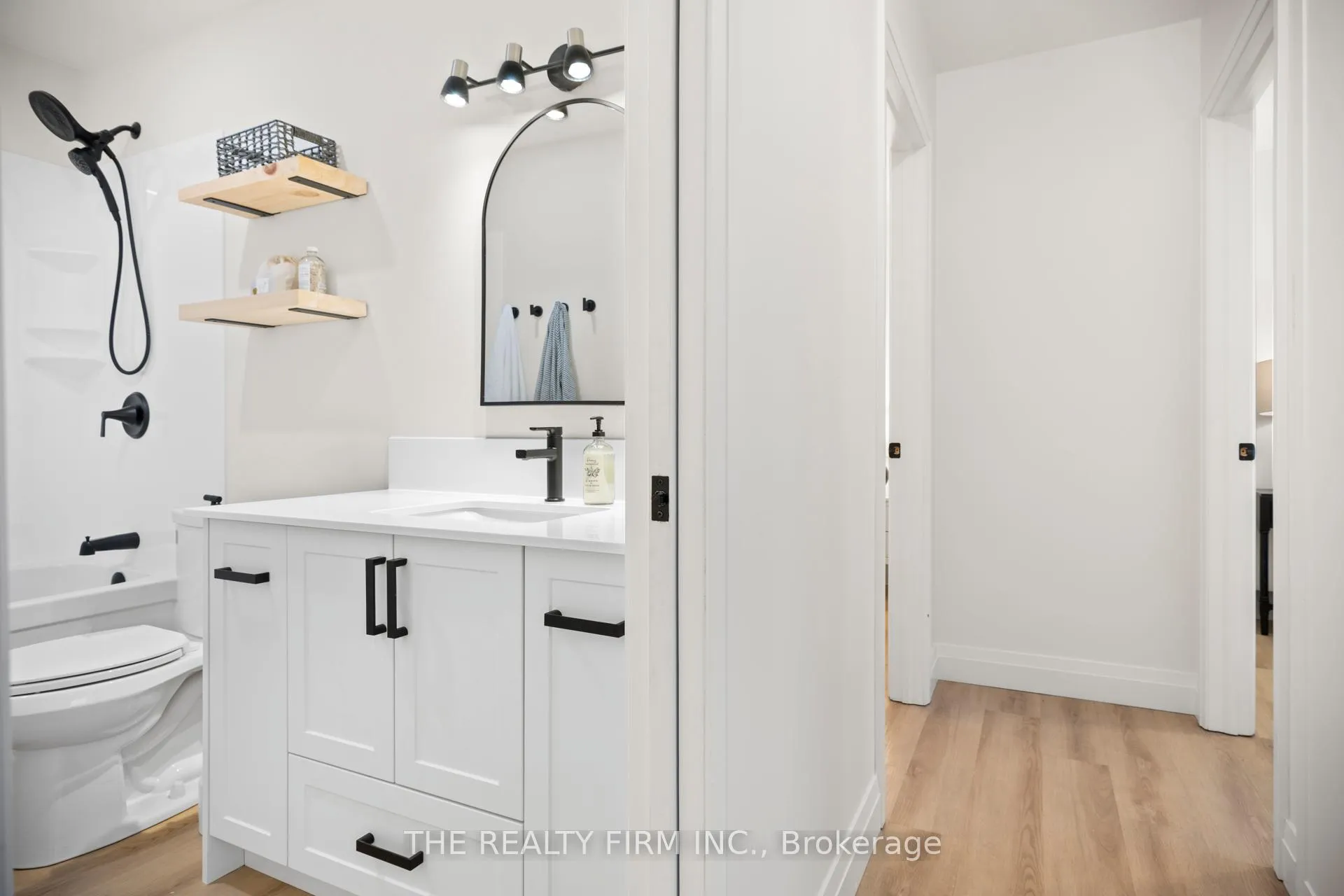 Photo 29 of 179 Valleyview Drive, Middlesex Centre, Komoka — HOMEH