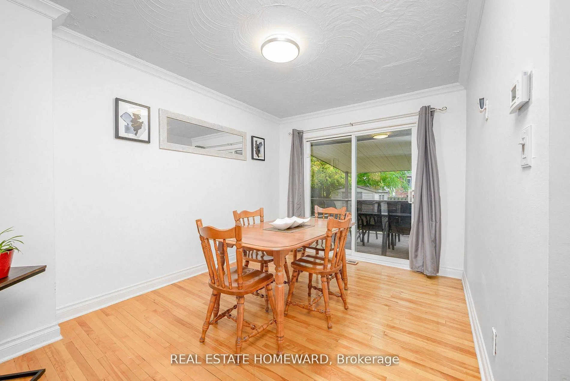 Photo 7 of 521 O'Connell Road, Peterborough, Otonabee Ward 1 — HOMEH