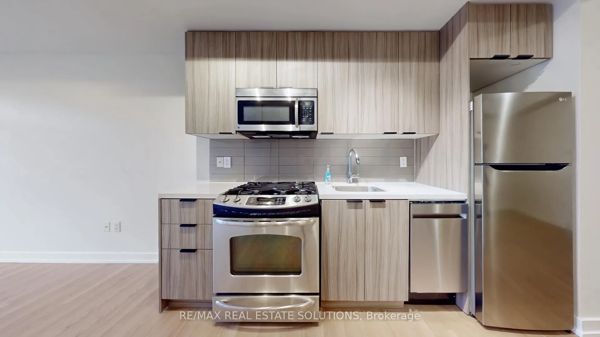 Photo 3 of Unit 59, 140 Broadview Avenue, Toronto, South Riverdale — HOMEH