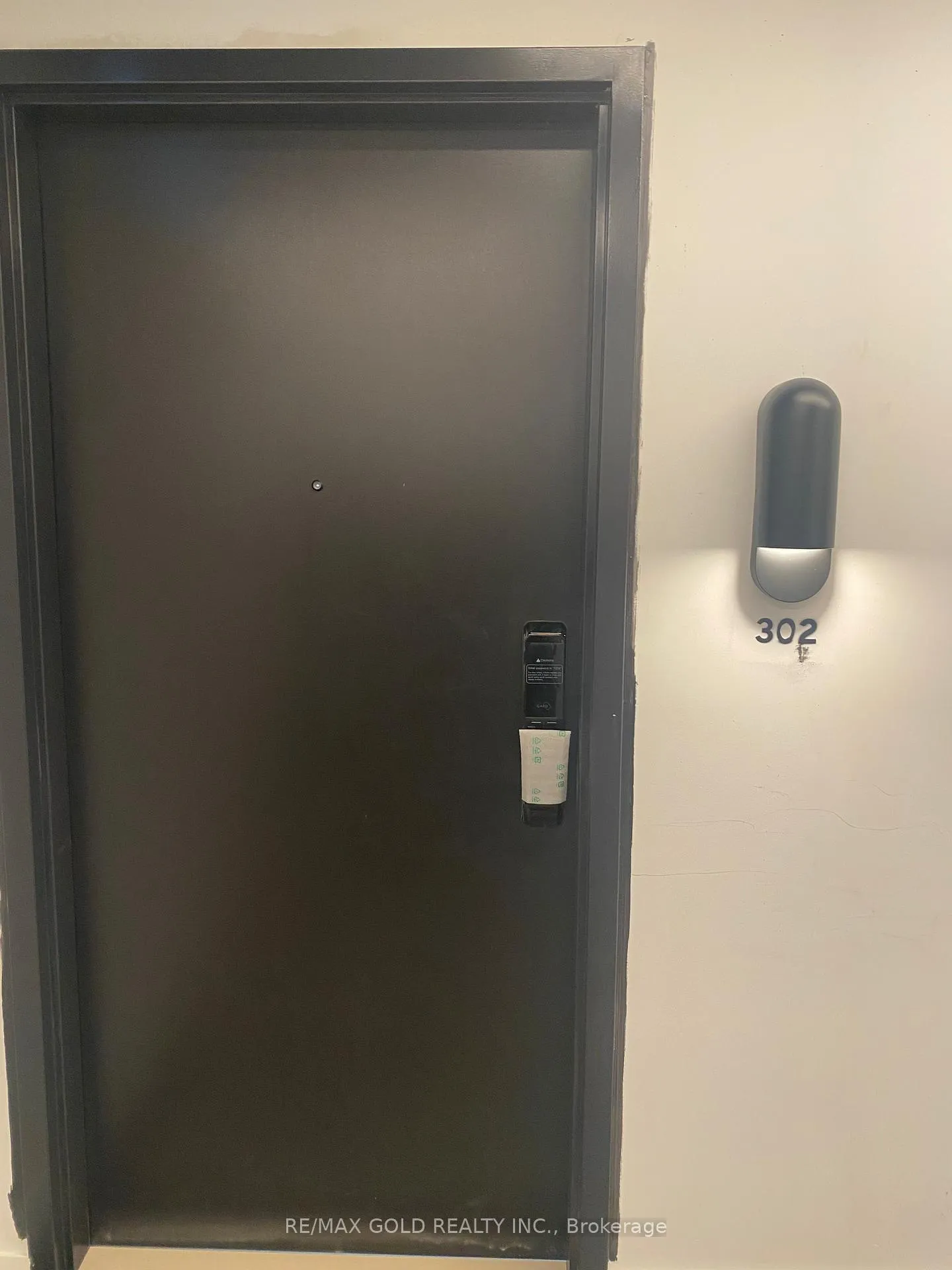 Photo 5 of Unit 302, 4878 Powers Common W, Burlington, Alton — HOMEH