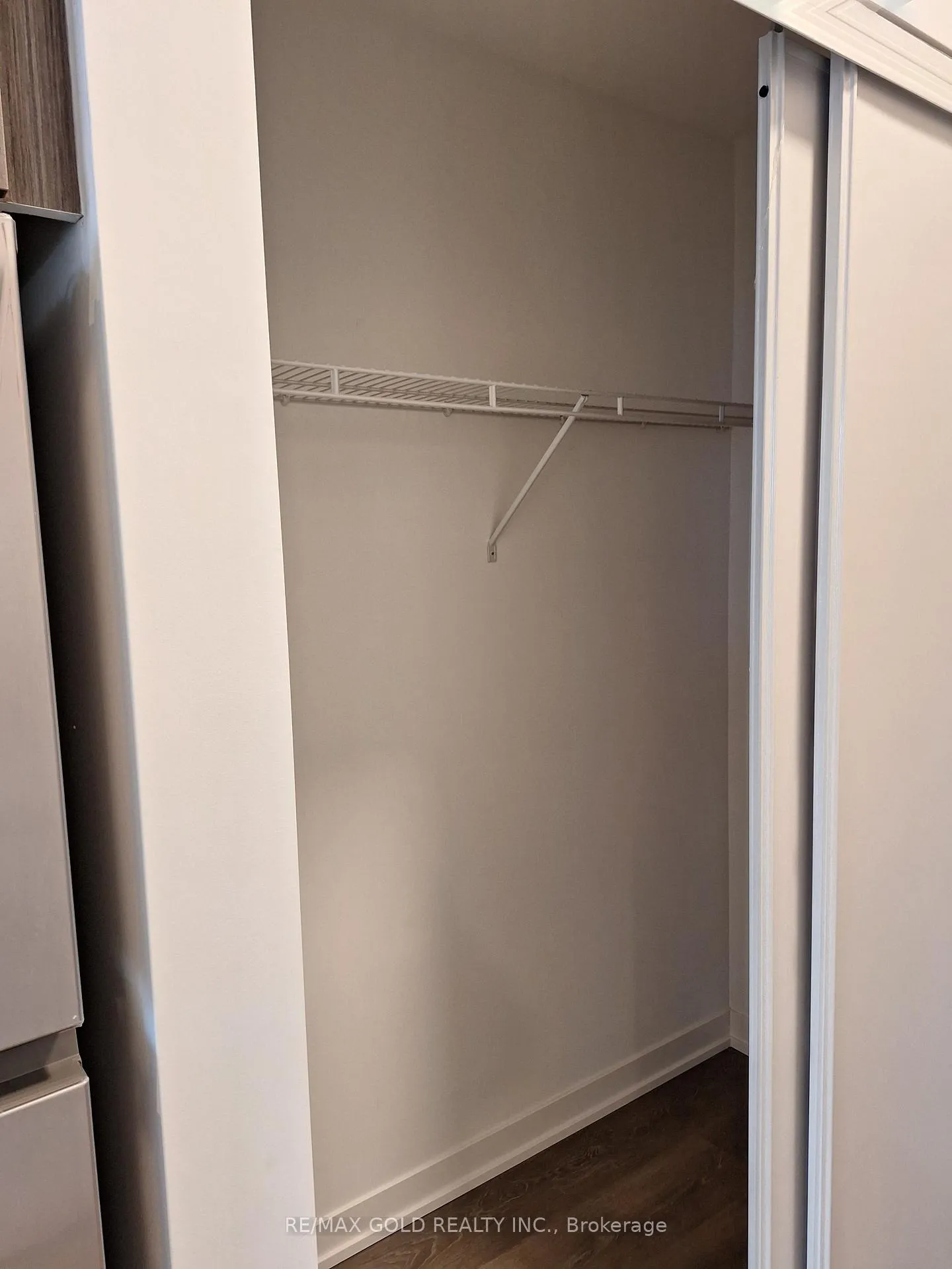 Photo 11 of Unit 302, 4878 Powers Common W, Burlington, Alton — HOMEH