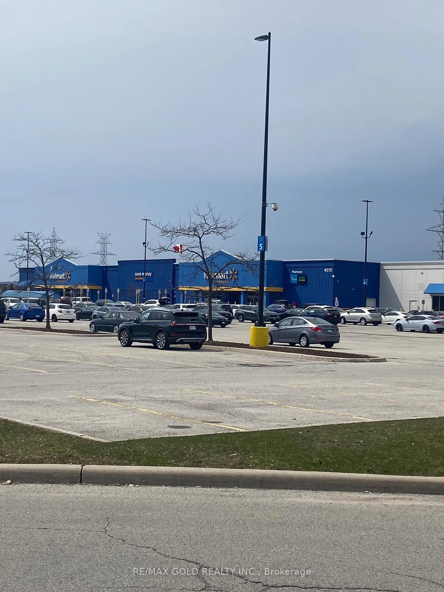 Photo 18 of Unit 302, 4878 Powers Common W, Burlington, Alton — HOMEH