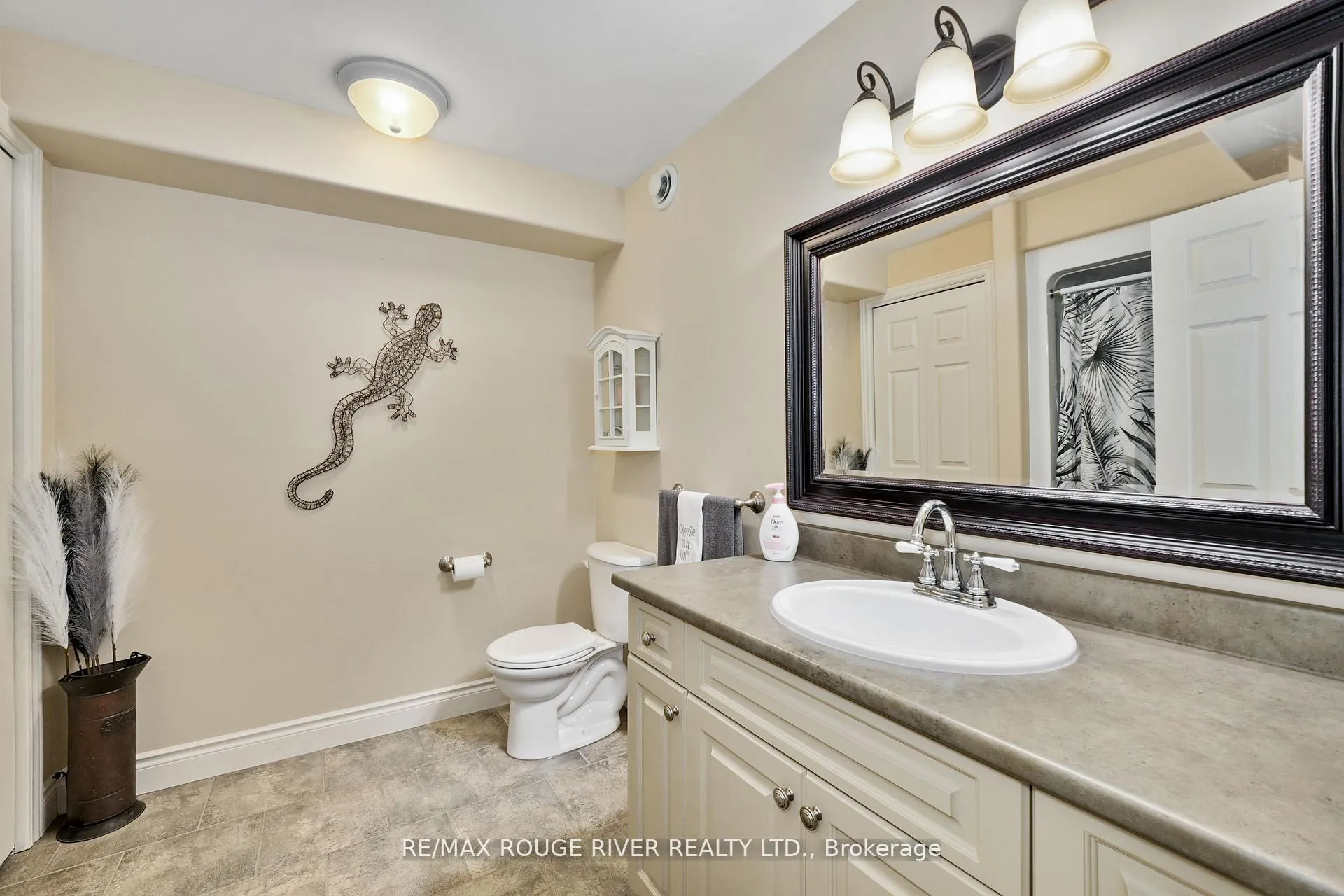Photo 39 of 14 Algonquin Avenue, Brighton — HOMEH
