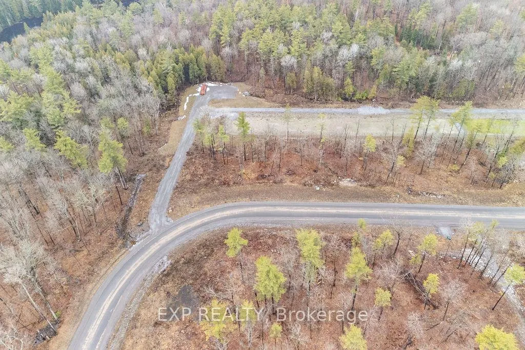 Photo 3 of 01 Monterey Drive, Greater Madawaska — HOMEH