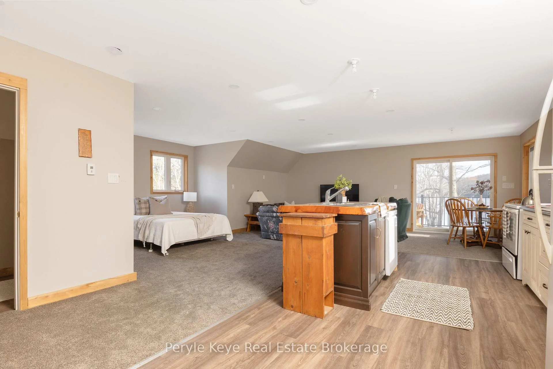 Photo 45 of 3191 Hwy 518 E, Kearney — HOMEH