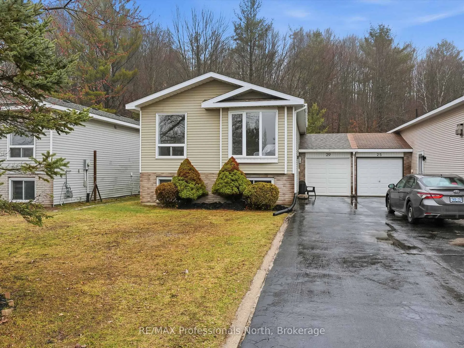 Photo 13 of 29 Pinecone Dr., Bracebridge, Monck (Bracebridge) — HOMEH