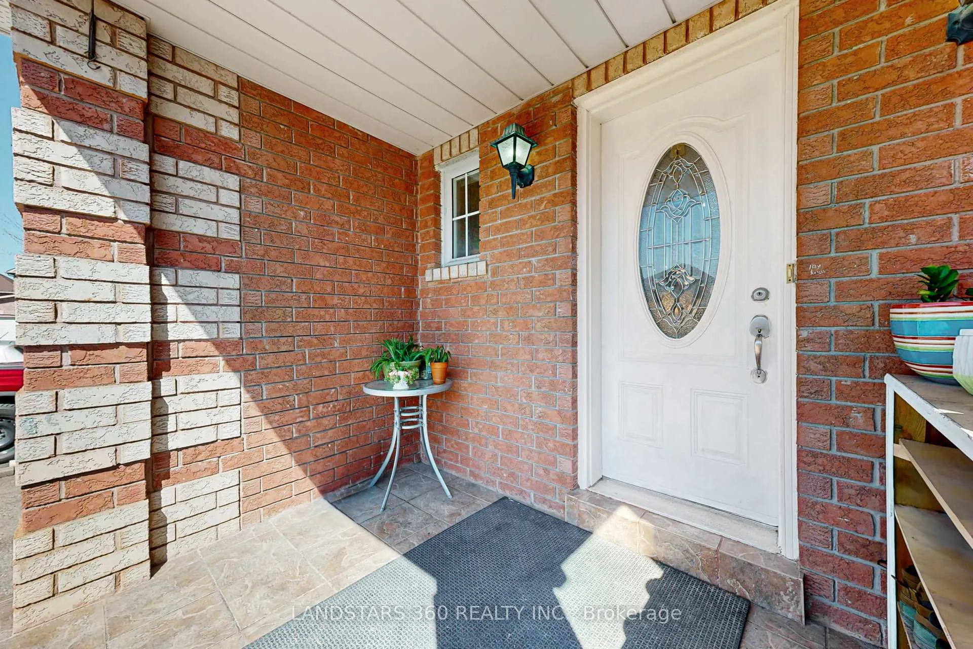 Photo 3 of 49 Horstman Street, Markham, Rouge River Estates — HOMEH