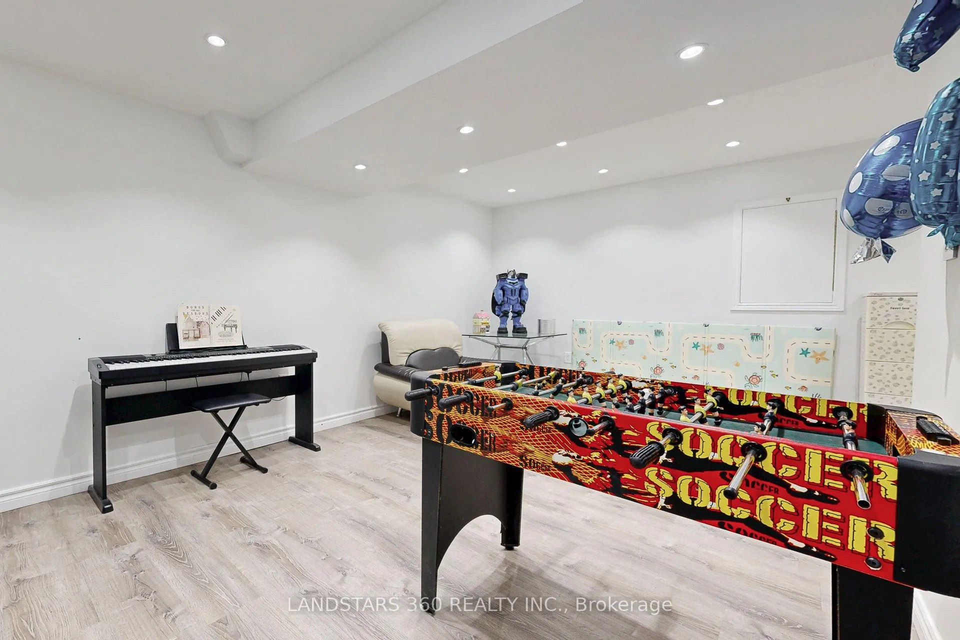 Photo 29 of 49 Horstman Street, Markham, Rouge River Estates — HOMEH