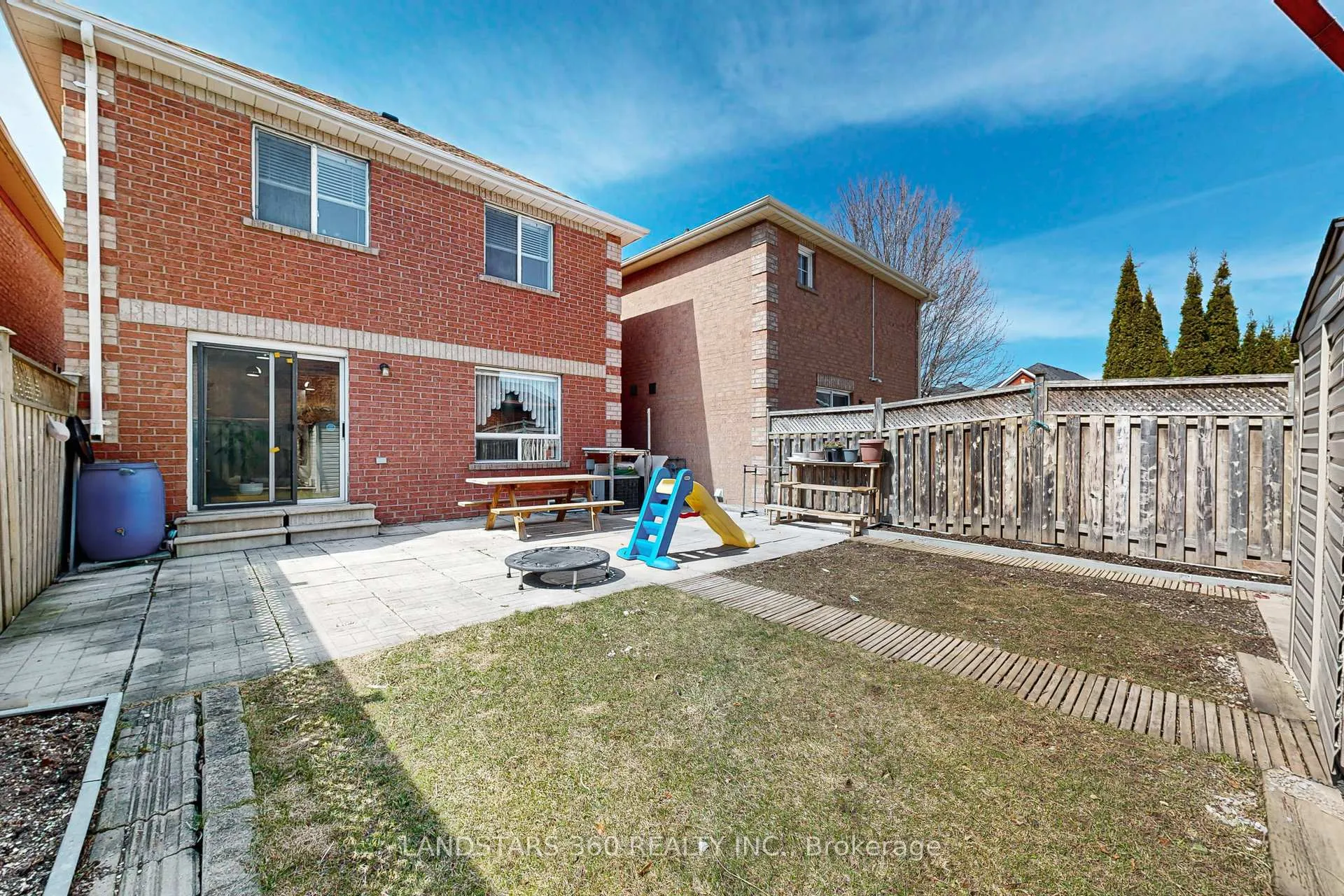 Photo 33 of 49 Horstman Street, Markham, Rouge River Estates — HOMEH