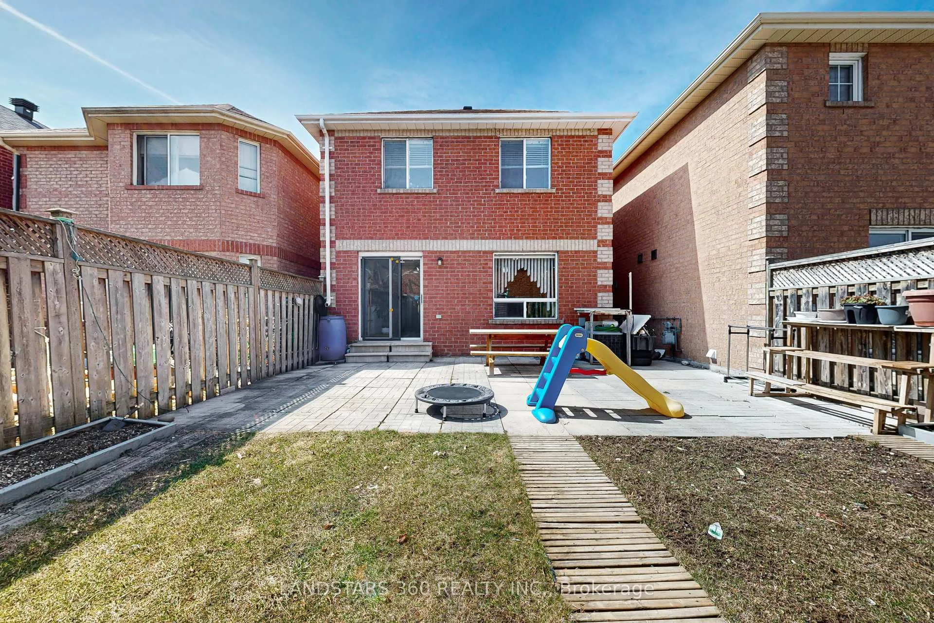 Photo 34 of 49 Horstman Street, Markham, Rouge River Estates — HOMEH