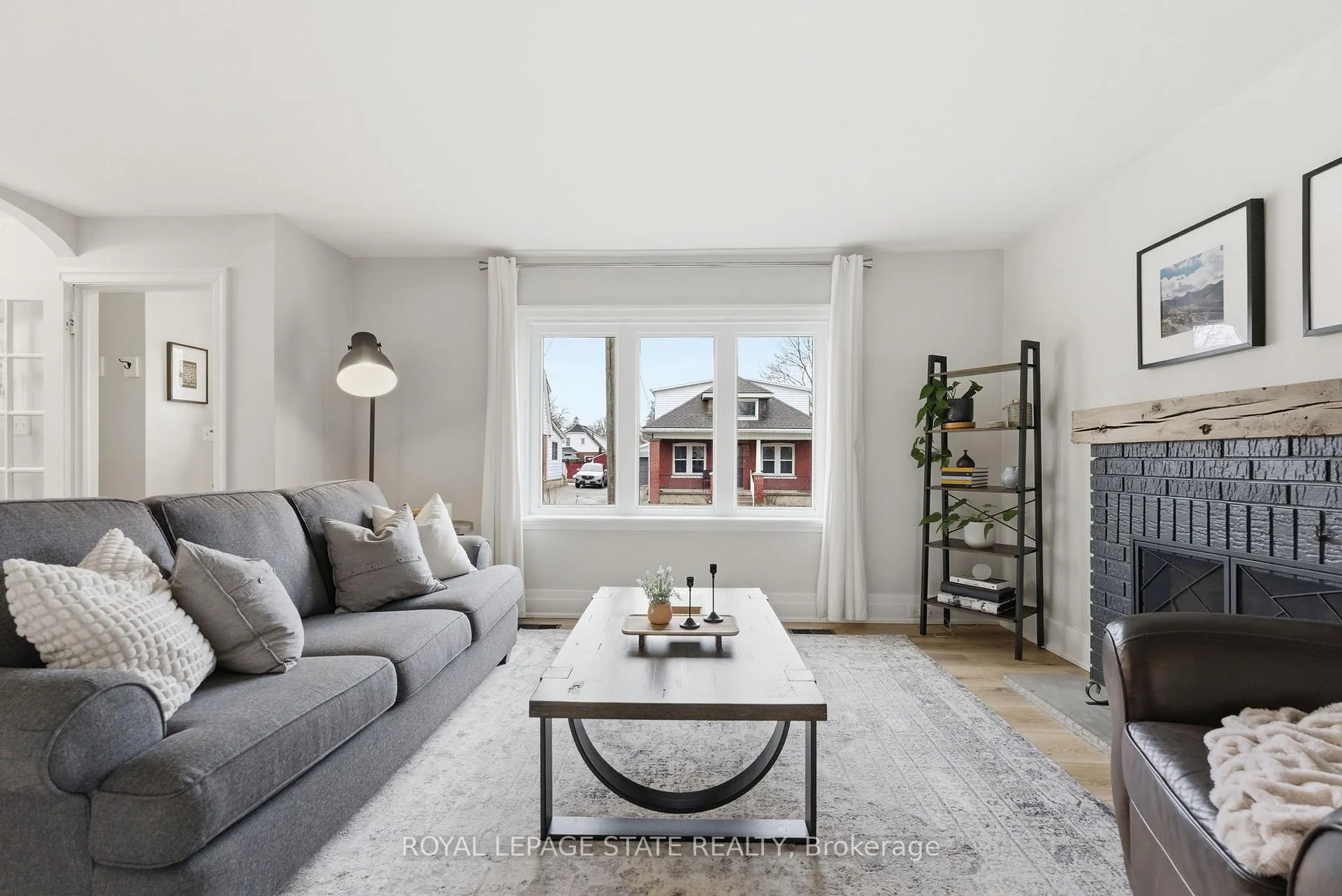 Photo 12 of 61 Abigail Avenue, Brantford — HOMEH