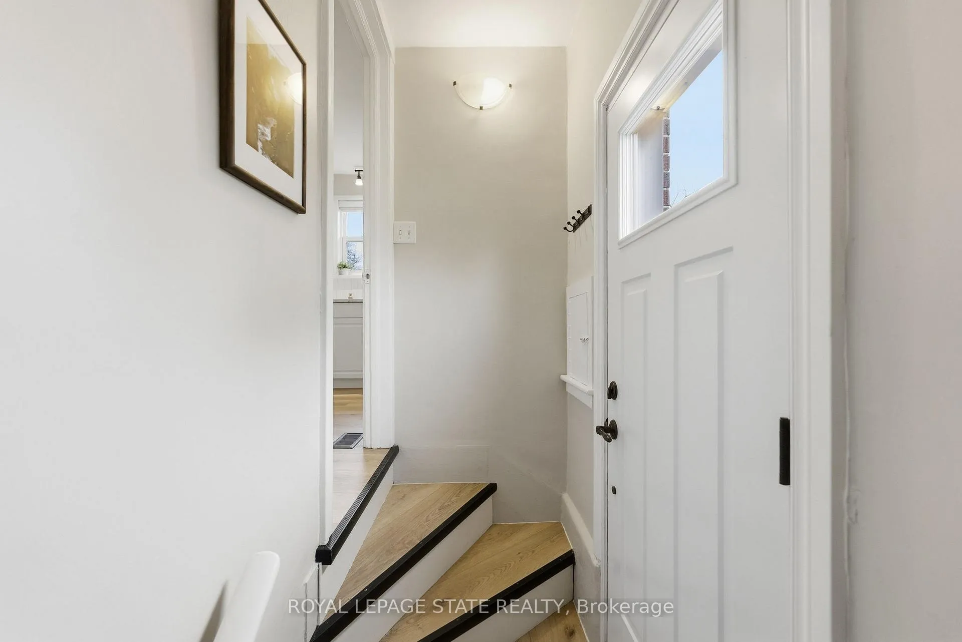 Photo 27 of 61 Abigail Avenue, Brantford — HOMEH