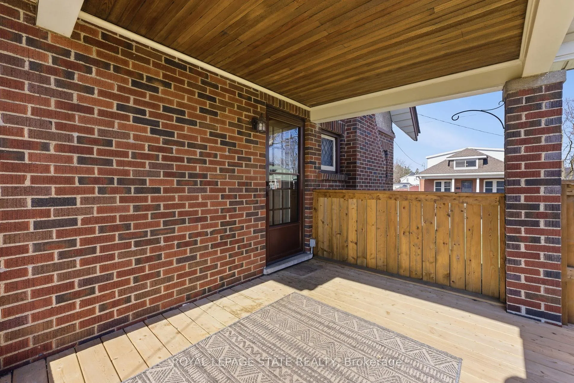 Photo 31 of 61 Abigail Avenue, Brantford — HOMEH
