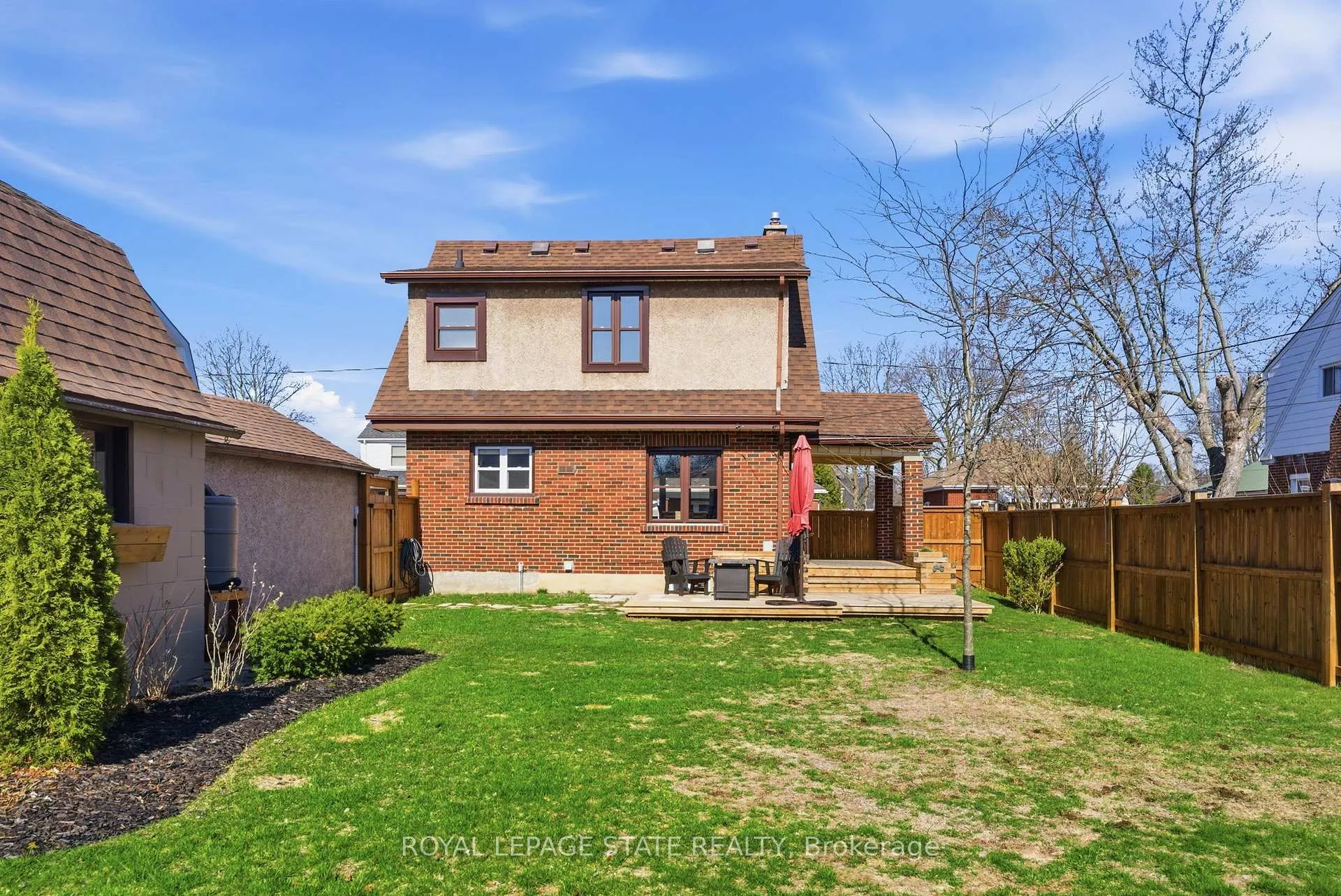 Photo 35 of 61 Abigail Avenue, Brantford — HOMEH