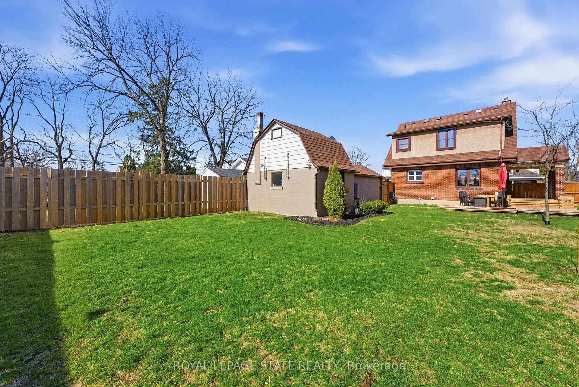 Photo 36 of 61 Abigail Avenue, Brantford — HOMEH