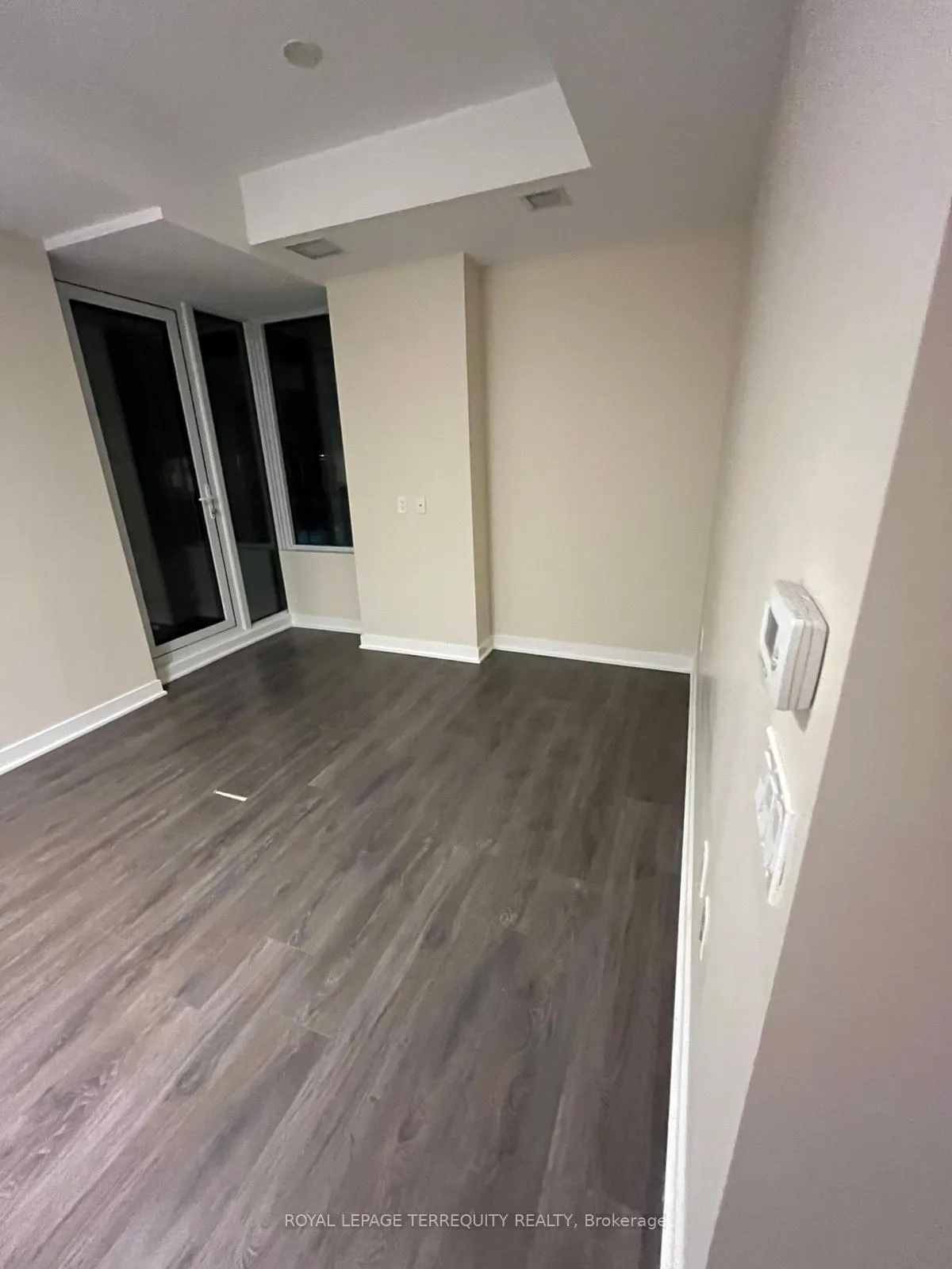 Photo 2 of Unit 4012, 115 Blue Jays Way, Toronto, Waterfront Communities — HOMEH