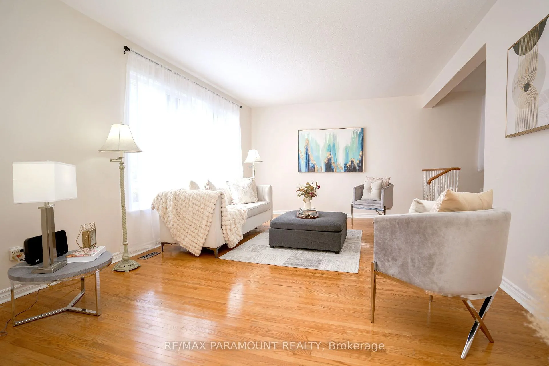 Photo 4 of 67 Braemar Drive, Brampton, Avondale — HOMEH