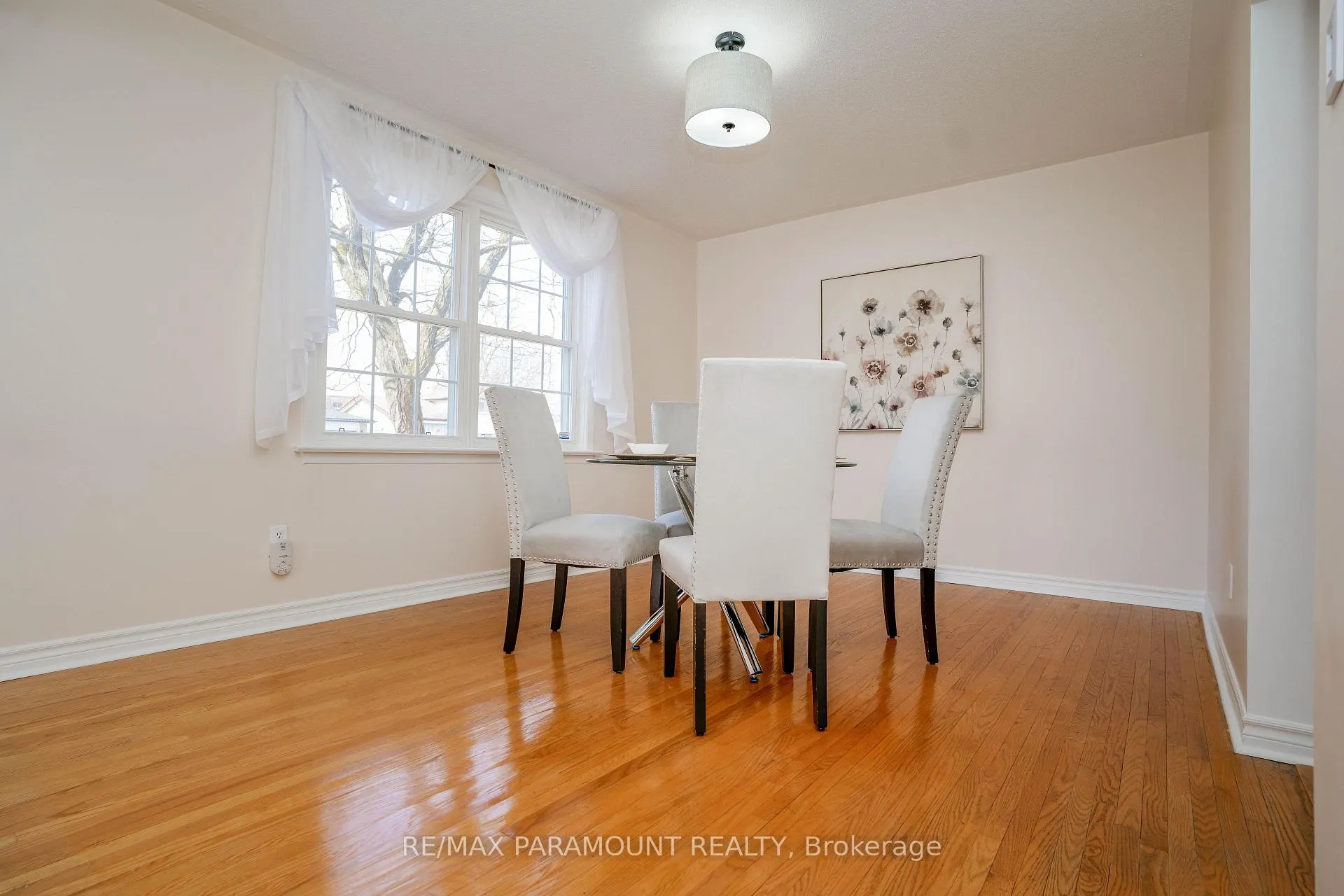 Photo 7 of 67 Braemar Drive, Brampton, Avondale — HOMEH