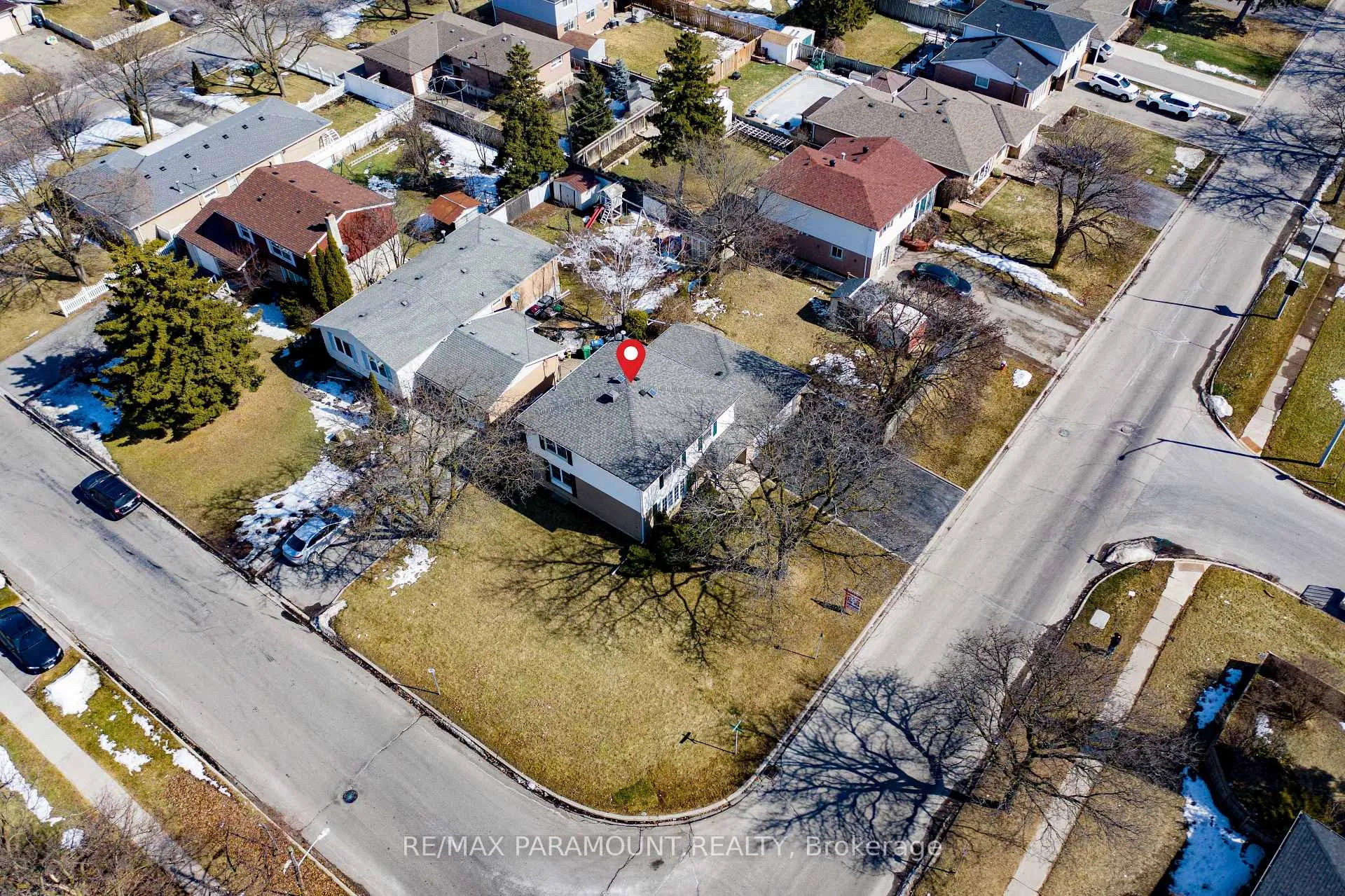 Photo 40 of 67 Braemar Drive, Brampton, Avondale — HOMEH
